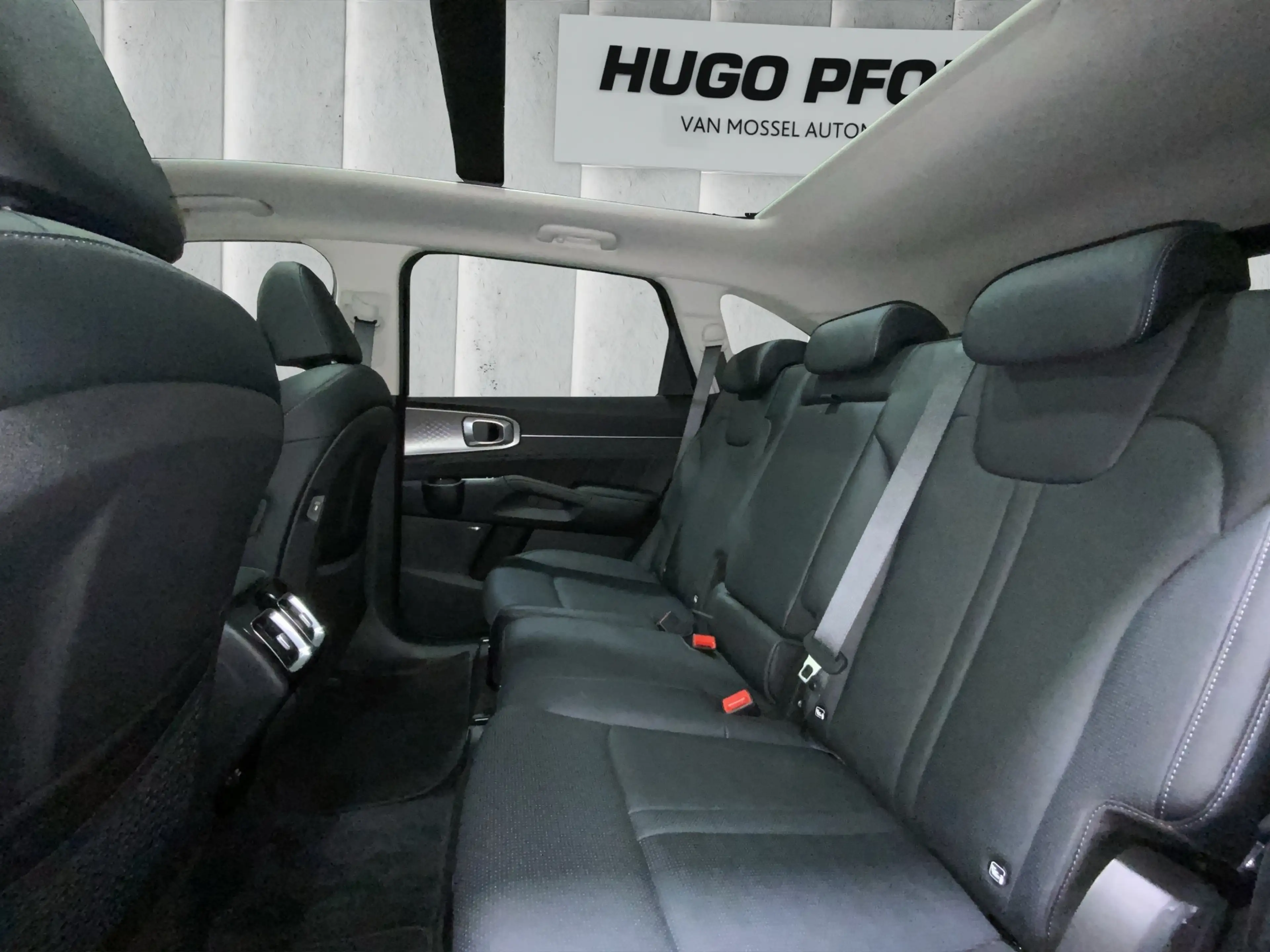 Kia Sorento Plug & Ride 1.6 T-GDI Plug-in H AWD Auto Sports Ut — photo 11