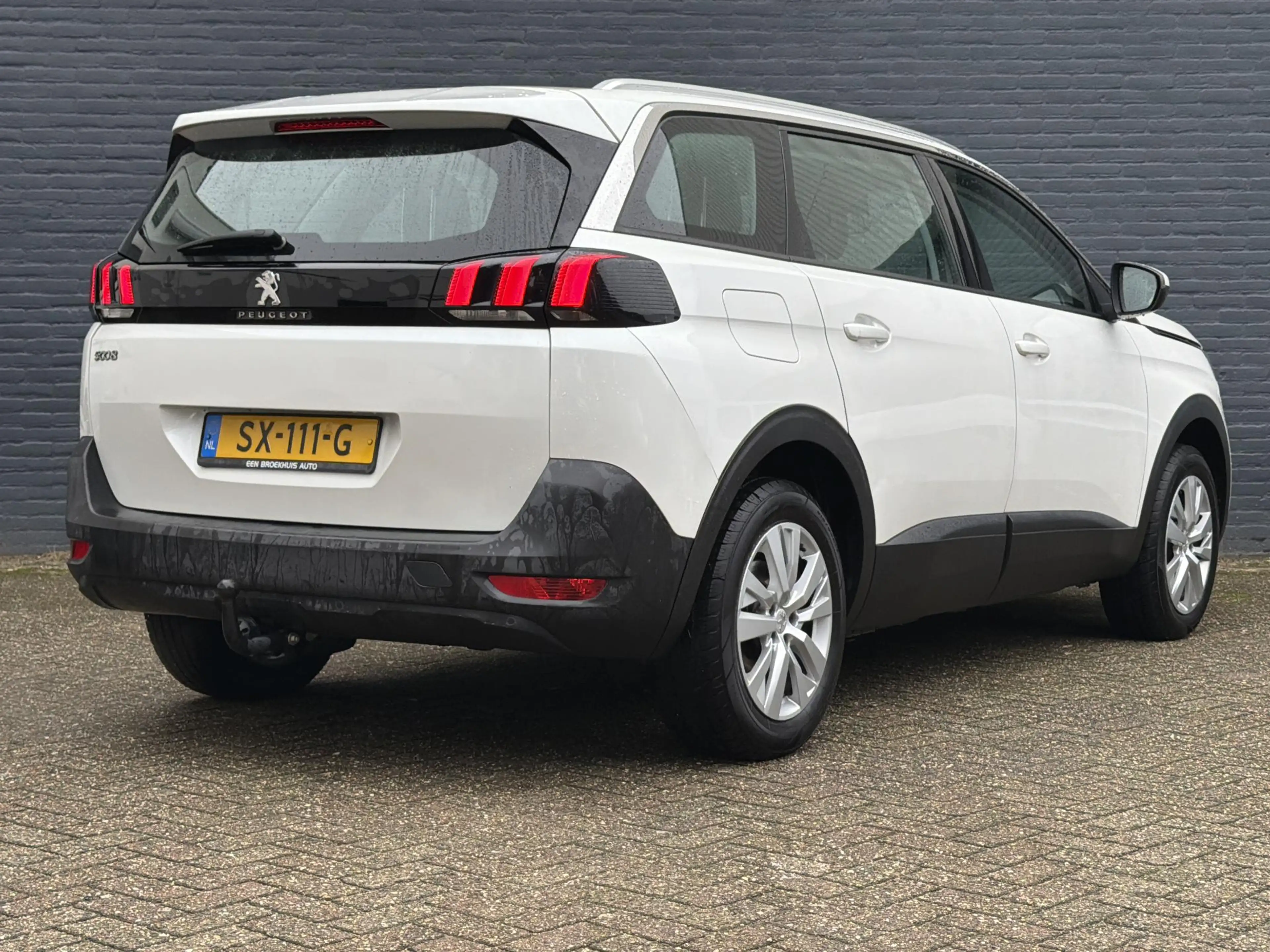 Peugeot 5008 1.2 PureTech Blue Lease Executive 7P. | Climate | — photo 2