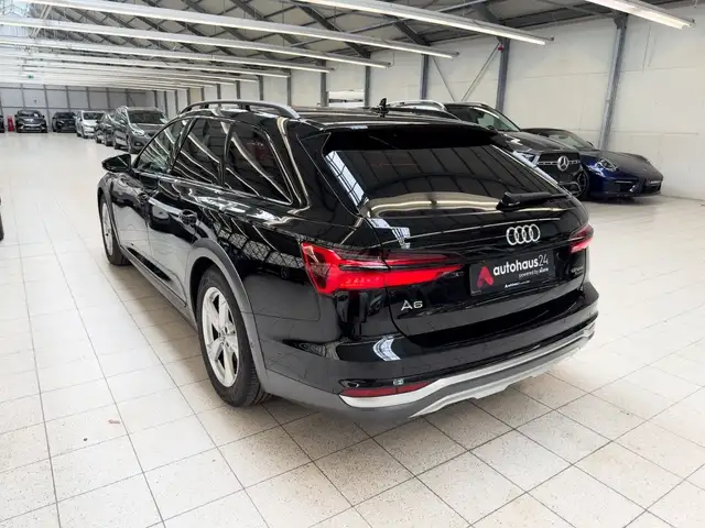 Audi A6 Allroad view 4