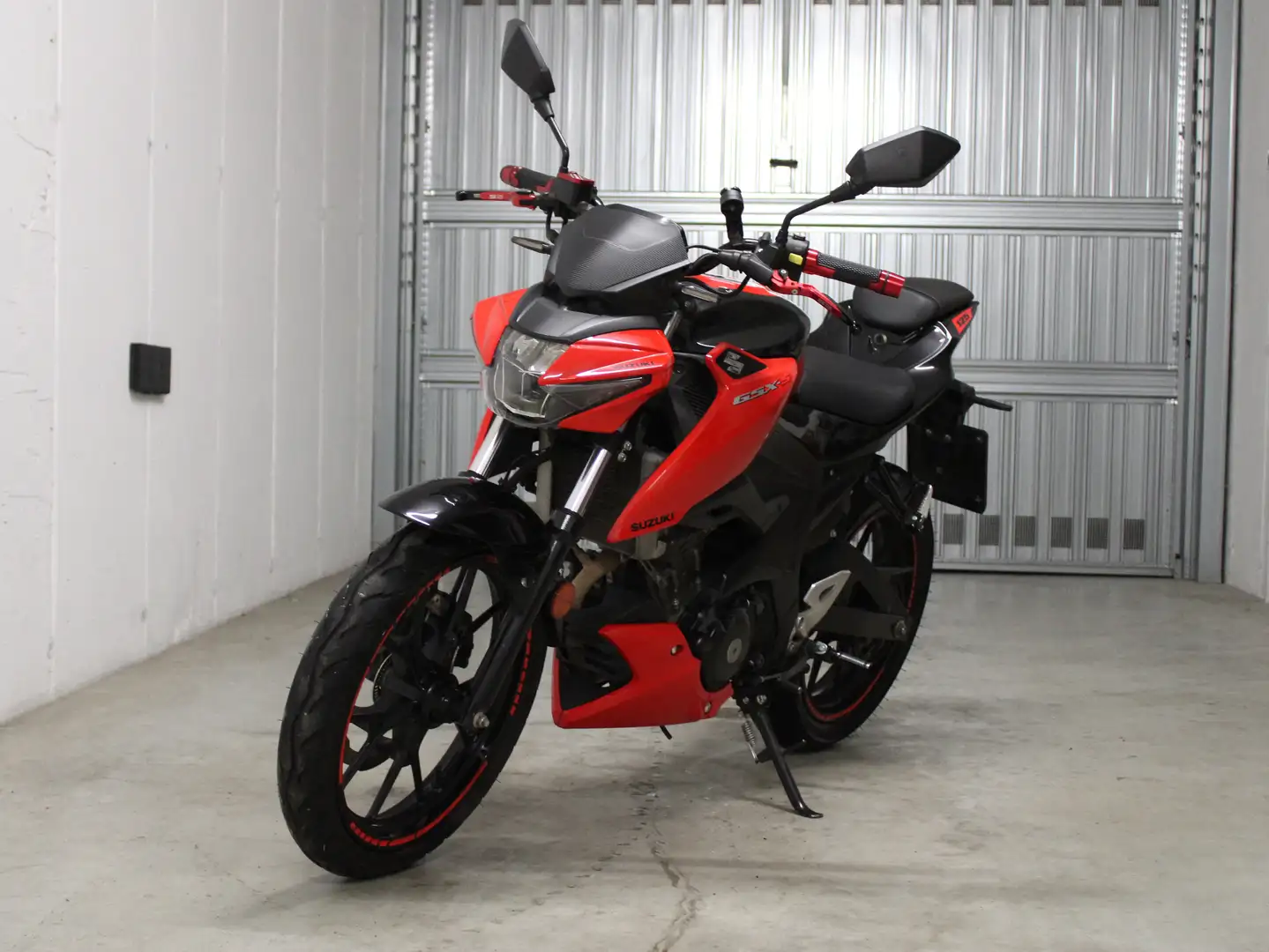 Suzuki GSX-S 125 Rood - 1
