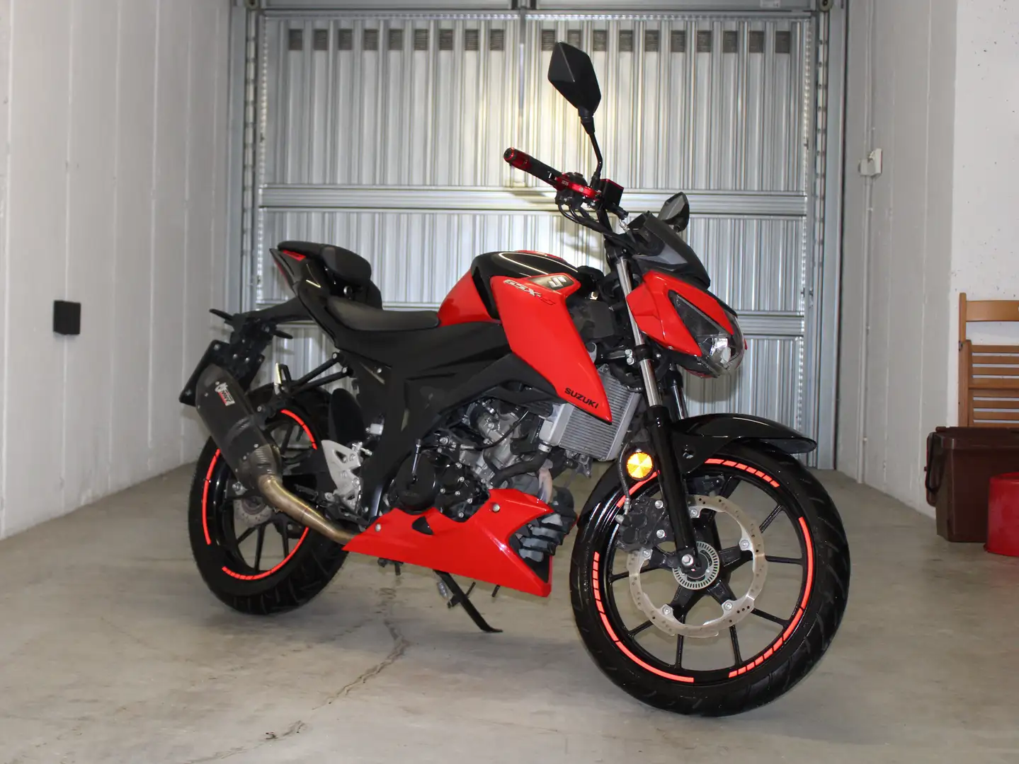 Suzuki GSX-S 125 Rood - 2