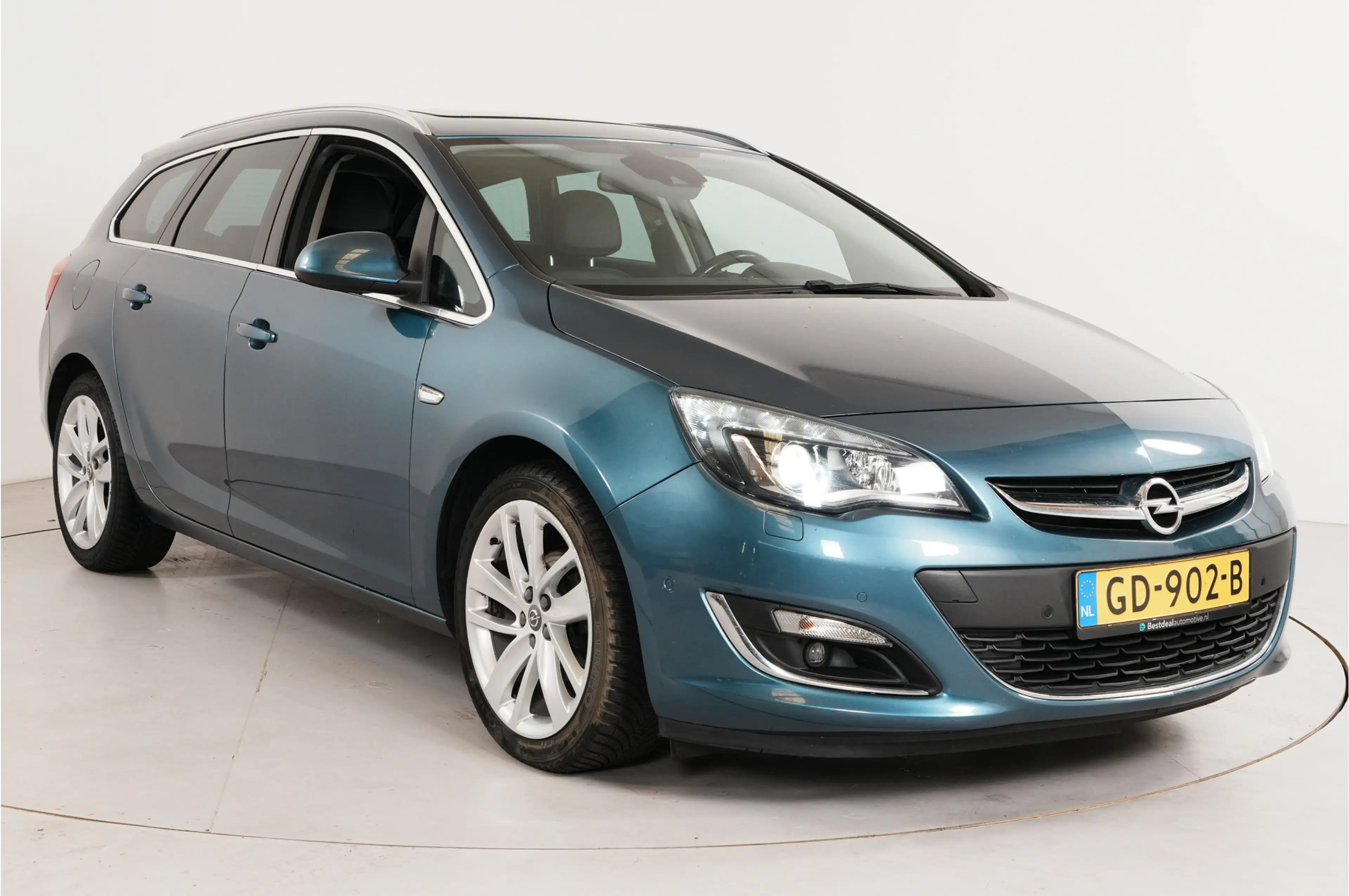 Opel Astra Sports Tourer 1.4 Turbo Sport + | Pano | Leder | T — photo 26