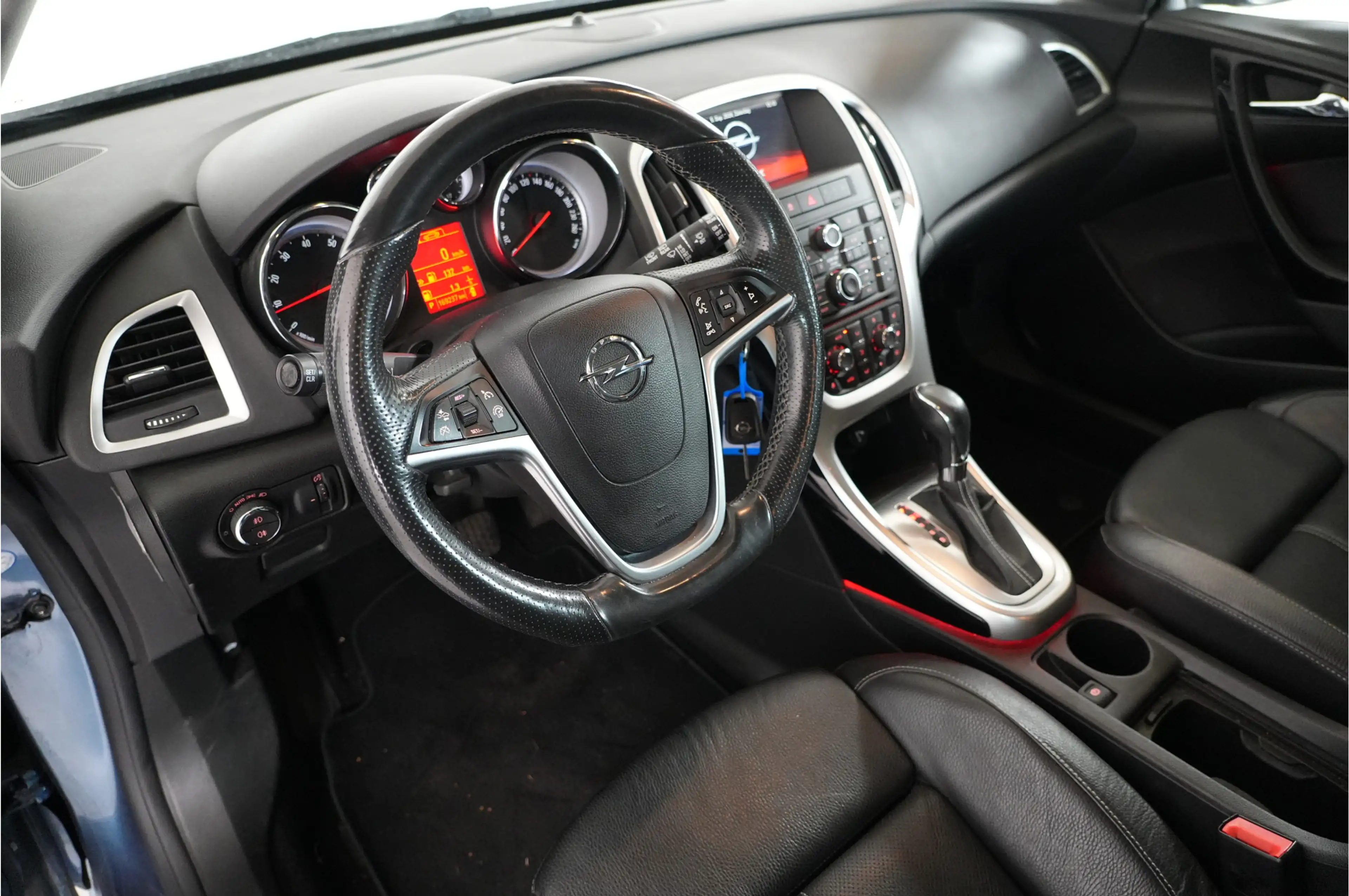 Opel Astra Sports Tourer 1.4 Turbo Sport + | Pano | Leder | T — photo 5