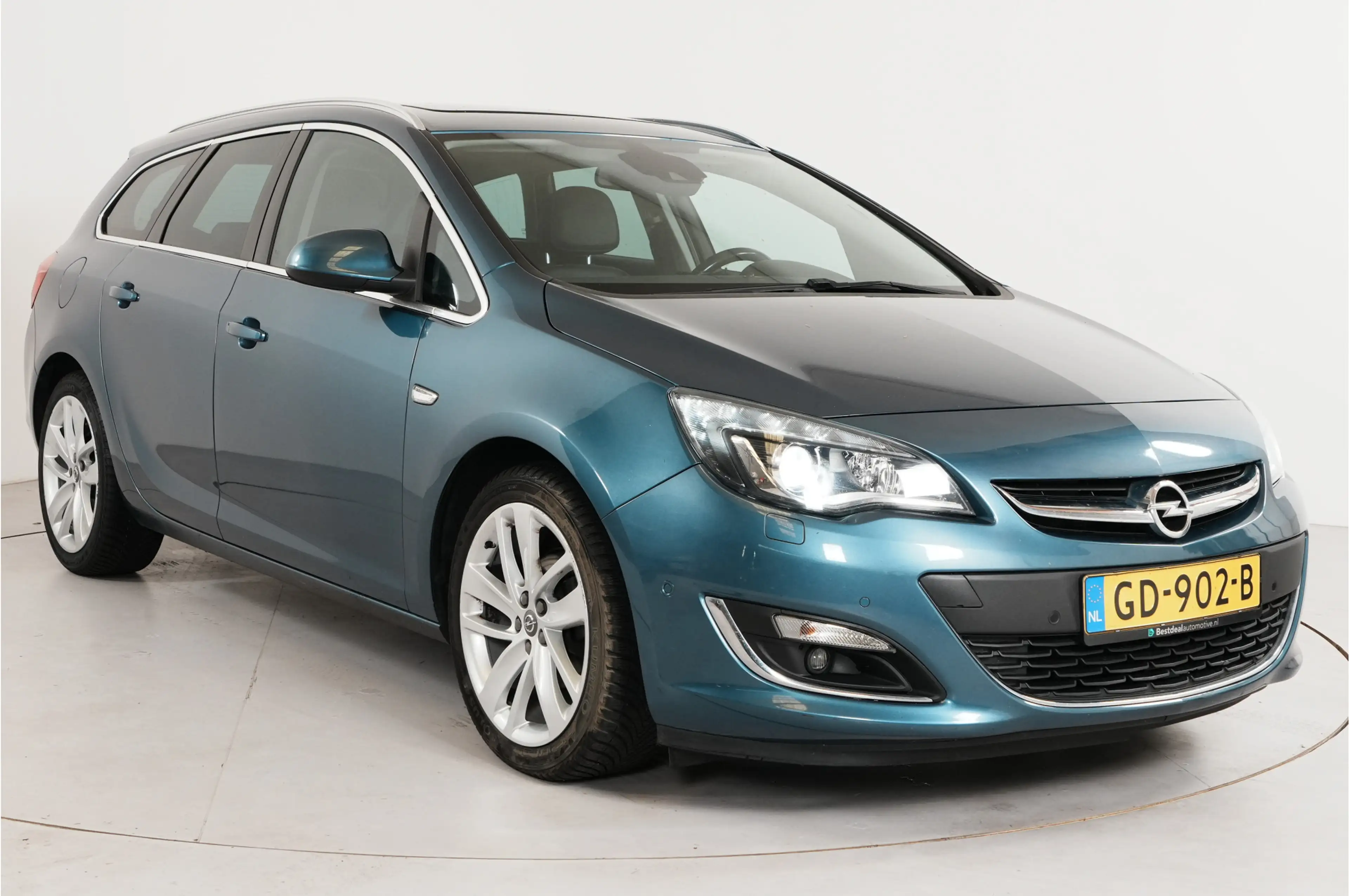 Opel Astra Sports Tourer 1.4 Turbo Sport + | Pano | Leder | T — photo 4