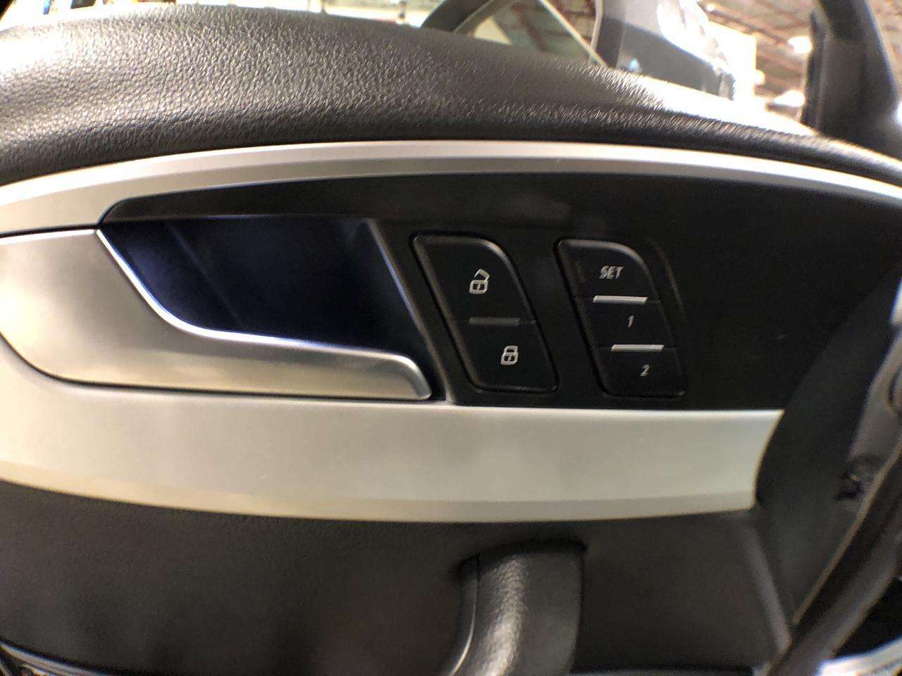 2017 Audi A4 KOMFORT AWD LEATHER SUNROOF P/START BACKUP CAMERA 2,000 cc 4 cyl thumb 15