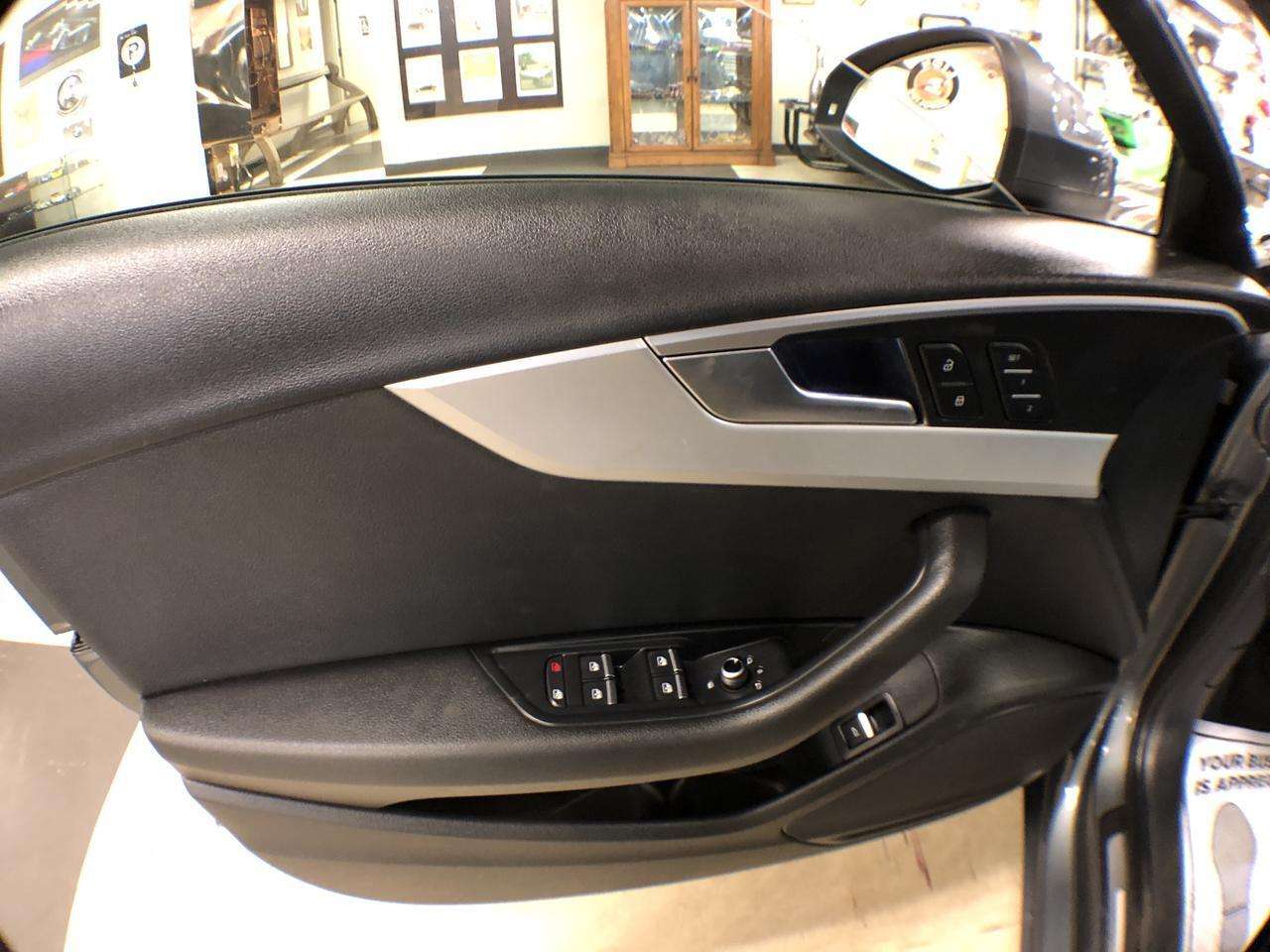 2017 Audi A4 KOMFORT AWD LEATHER SUNROOF P/START BACKUP CAMERA 2,000 cc 4 cyl thumb 14