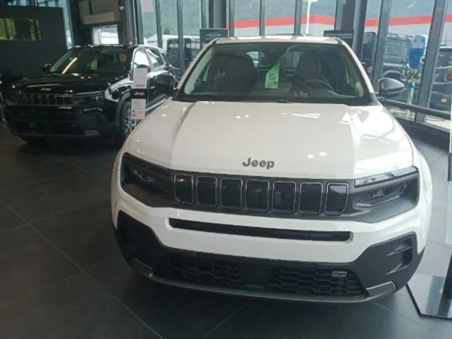 Jeep Avenger 1.2 Turbo T3 100 ch Longitude 5P Blanco - 2