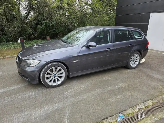 BMW 325 325iA