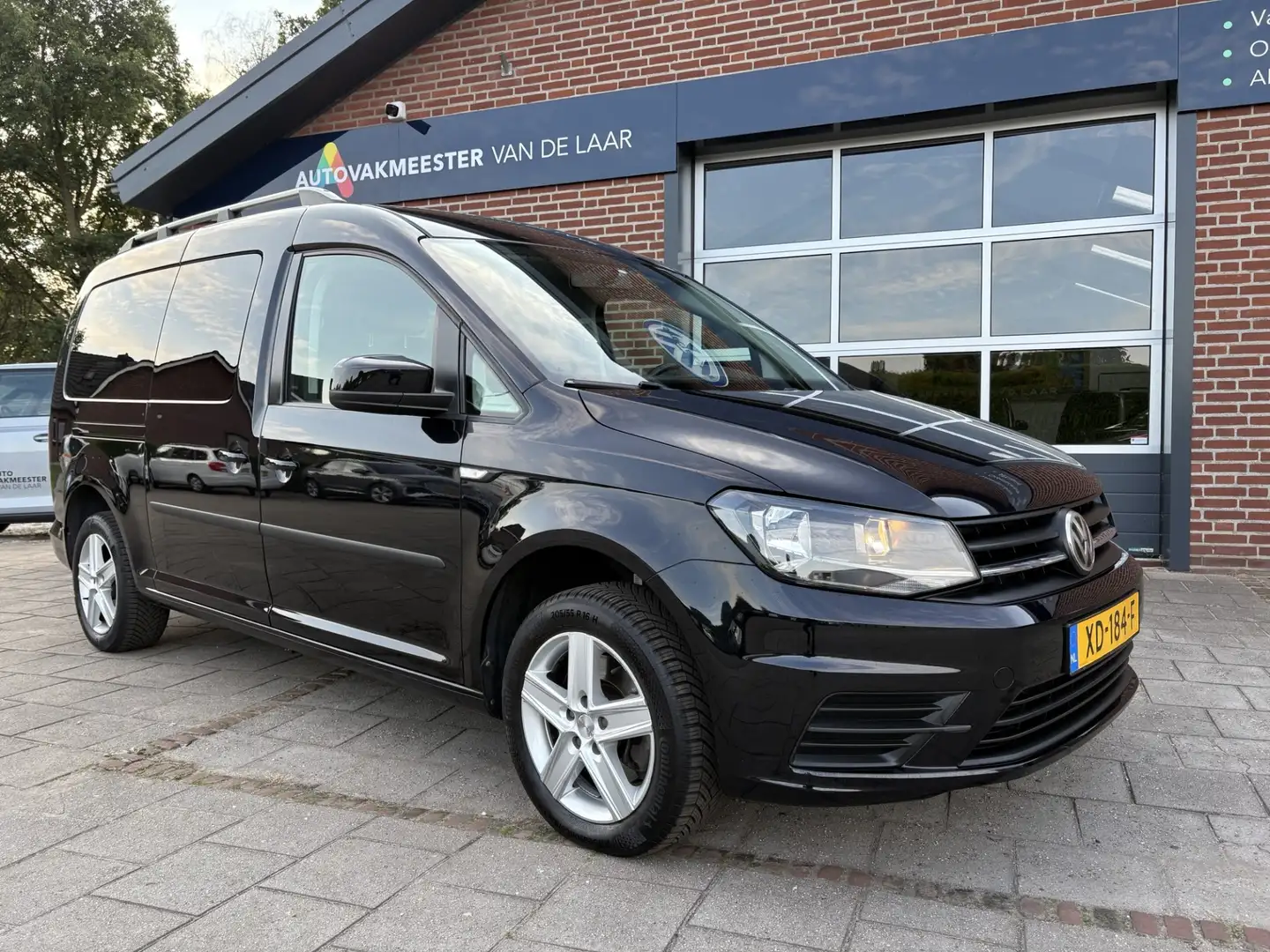 Volkswagen Caddy Maxi 1.4 TSI Trendline 92kw Life 7 pers. ( , Trekh Noir - 2