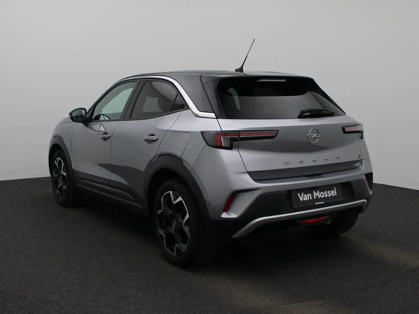 Opel Mokka . Gris - 2