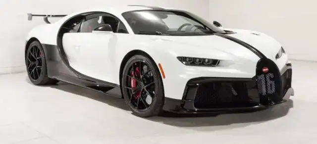 Bugatti Chiron CHIRON PUR SPORT 8.0 W16 1500HP "1 OF 60"