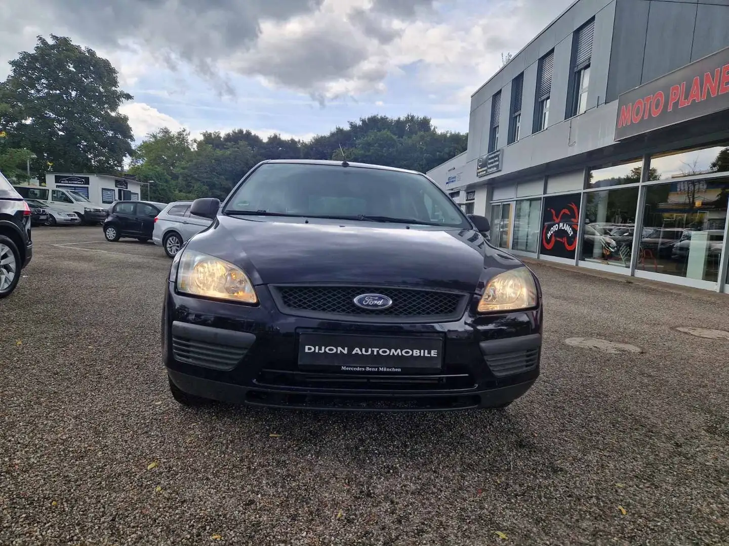 Ford Focus Turnier Trend Bleu - 2