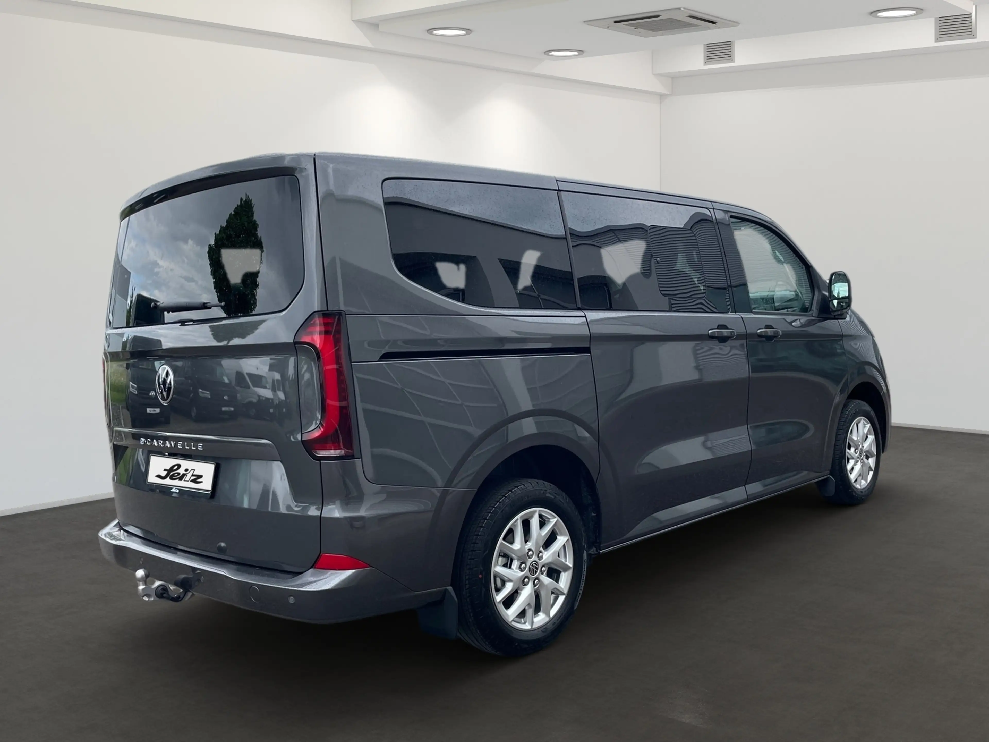 Volkswagen T7 Caravelle KR e-Caravelle Style *8-SITZER*AHK*PANO* — photo 6