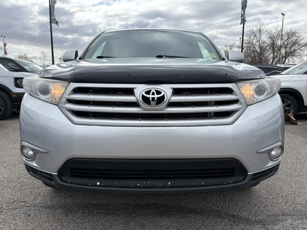 Toyota Highlander снимка Toyota Highlander