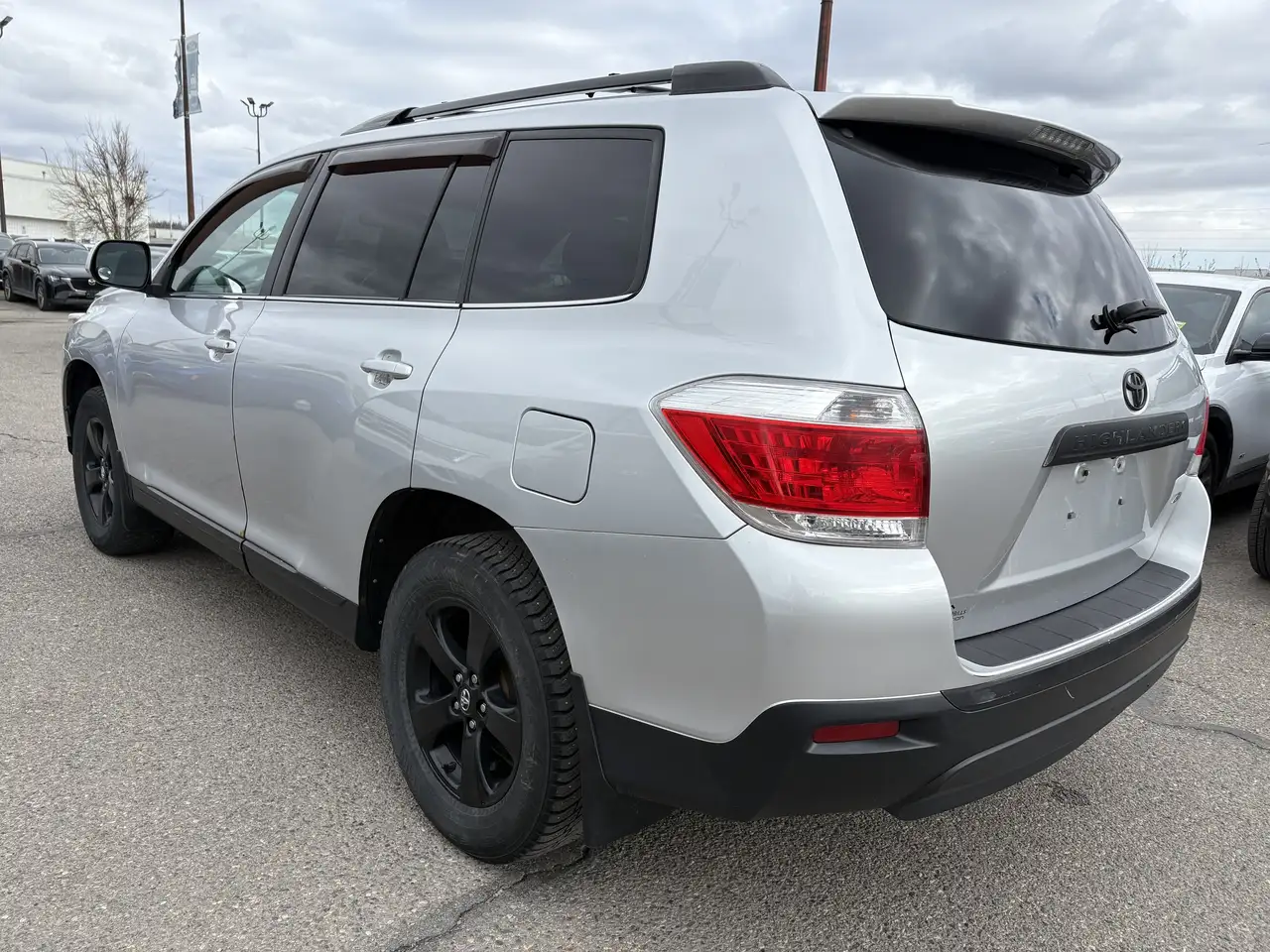 Toyota Highlander снимка Toyota Highlander