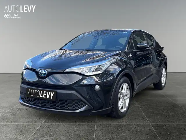 Toyota C-HR view 2