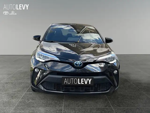 Toyota C-HR view 9