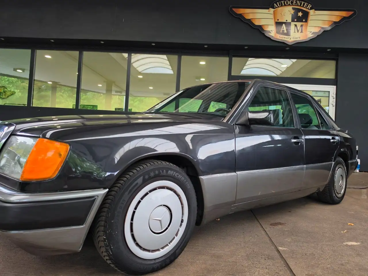 Mercedes-Benz 230 W124 Limousine SSD/Metallic/AHK, foto 5