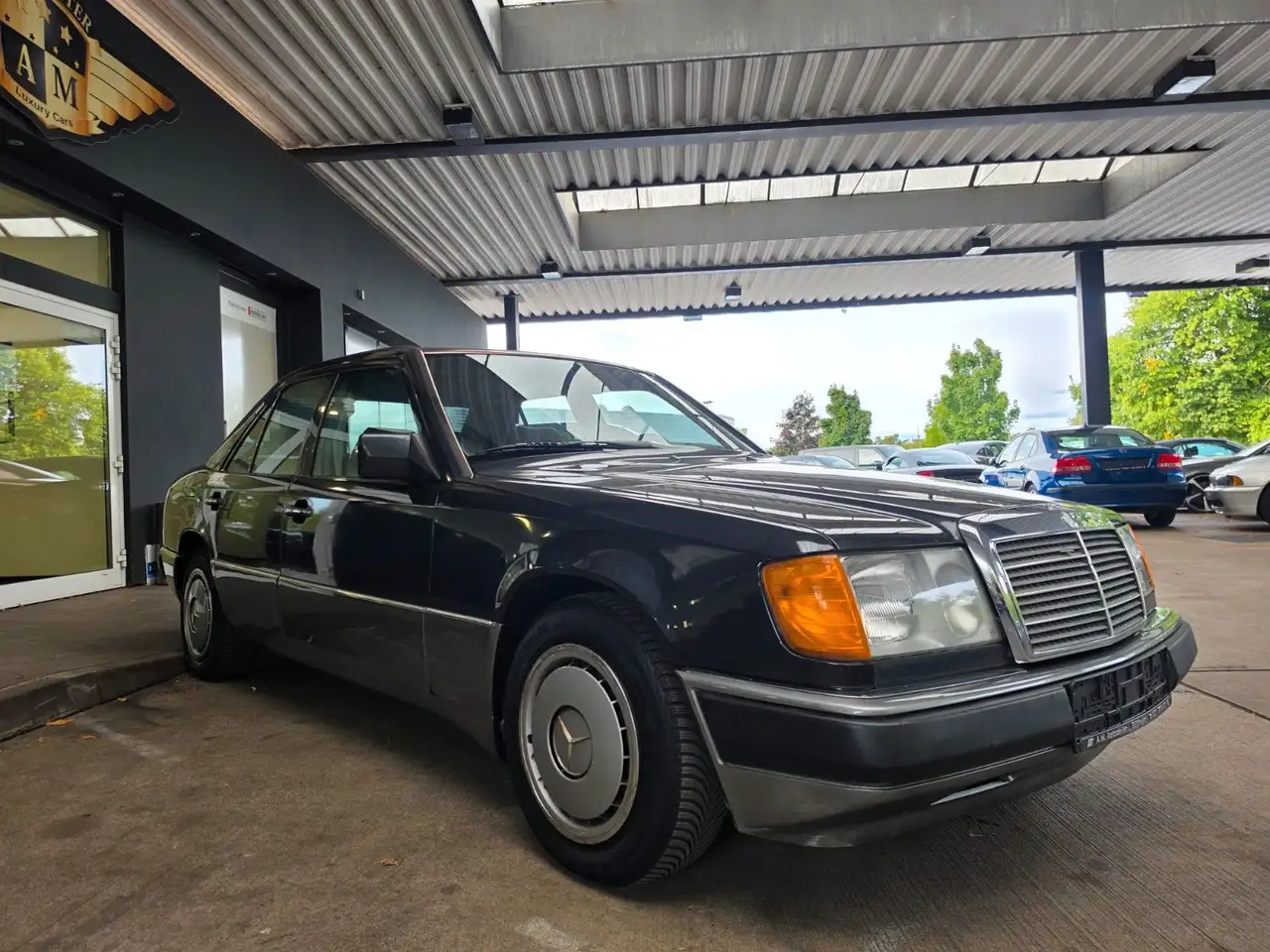 Mercedes-Benz 230 W124 Limousine SSD/Metallic/AHK, foto 8