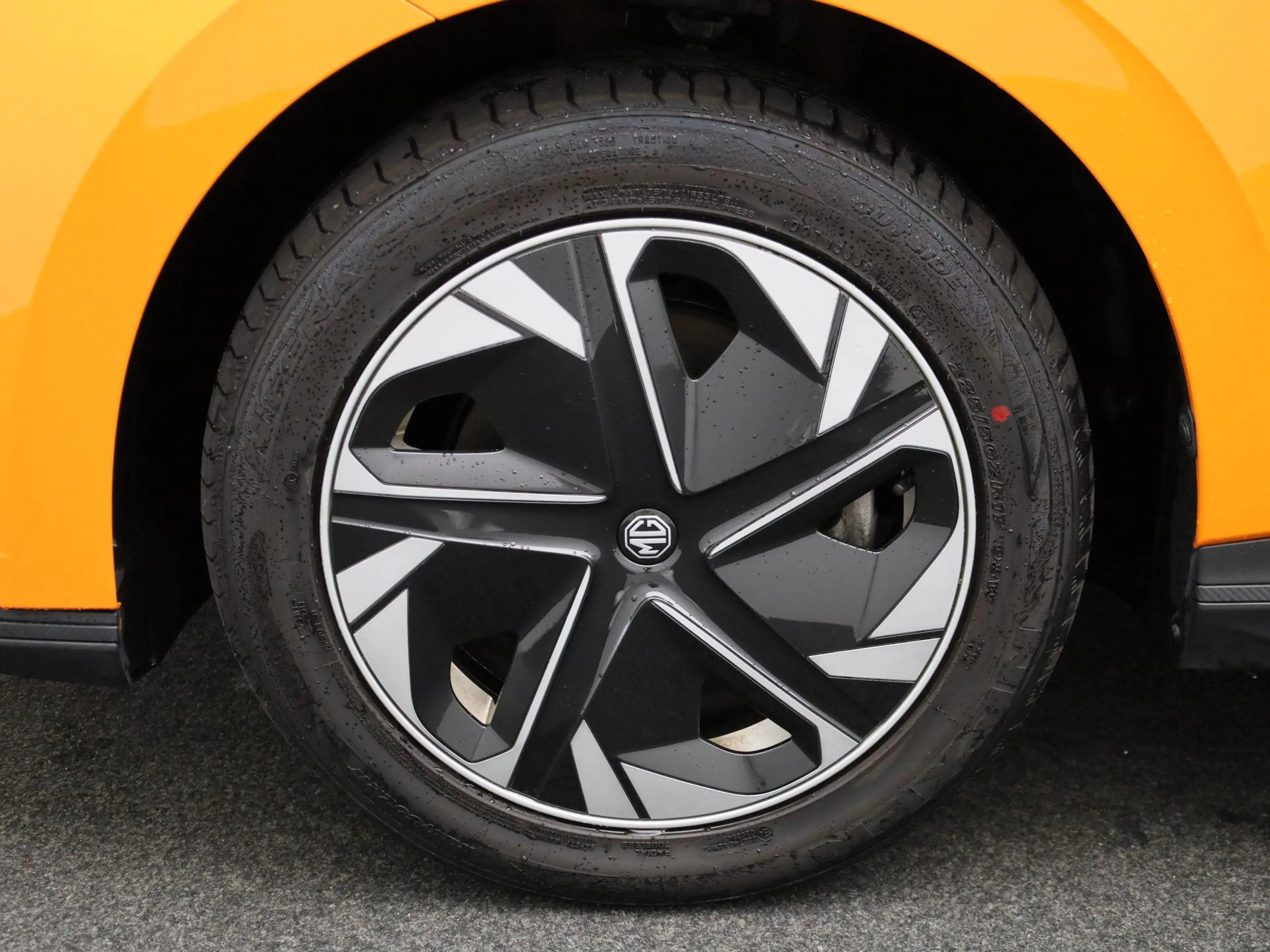 MG MG4 Electric Luxury 64 kWh | WORDT VERWACHT | STUURVER — photo 15