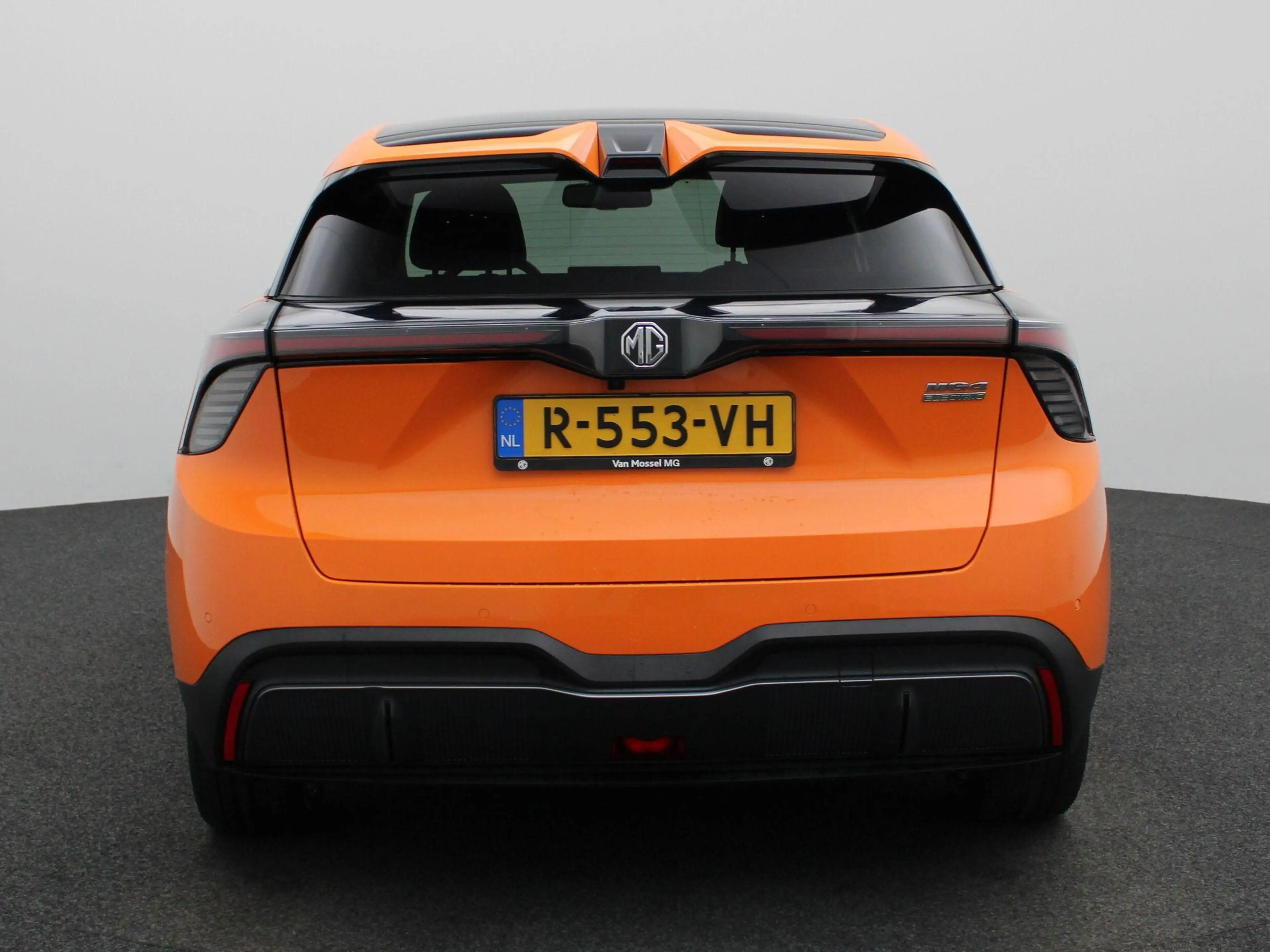 MG MG4 Electric Luxury 64 kWh | WORDT VERWACHT | STUURVER — photo 5