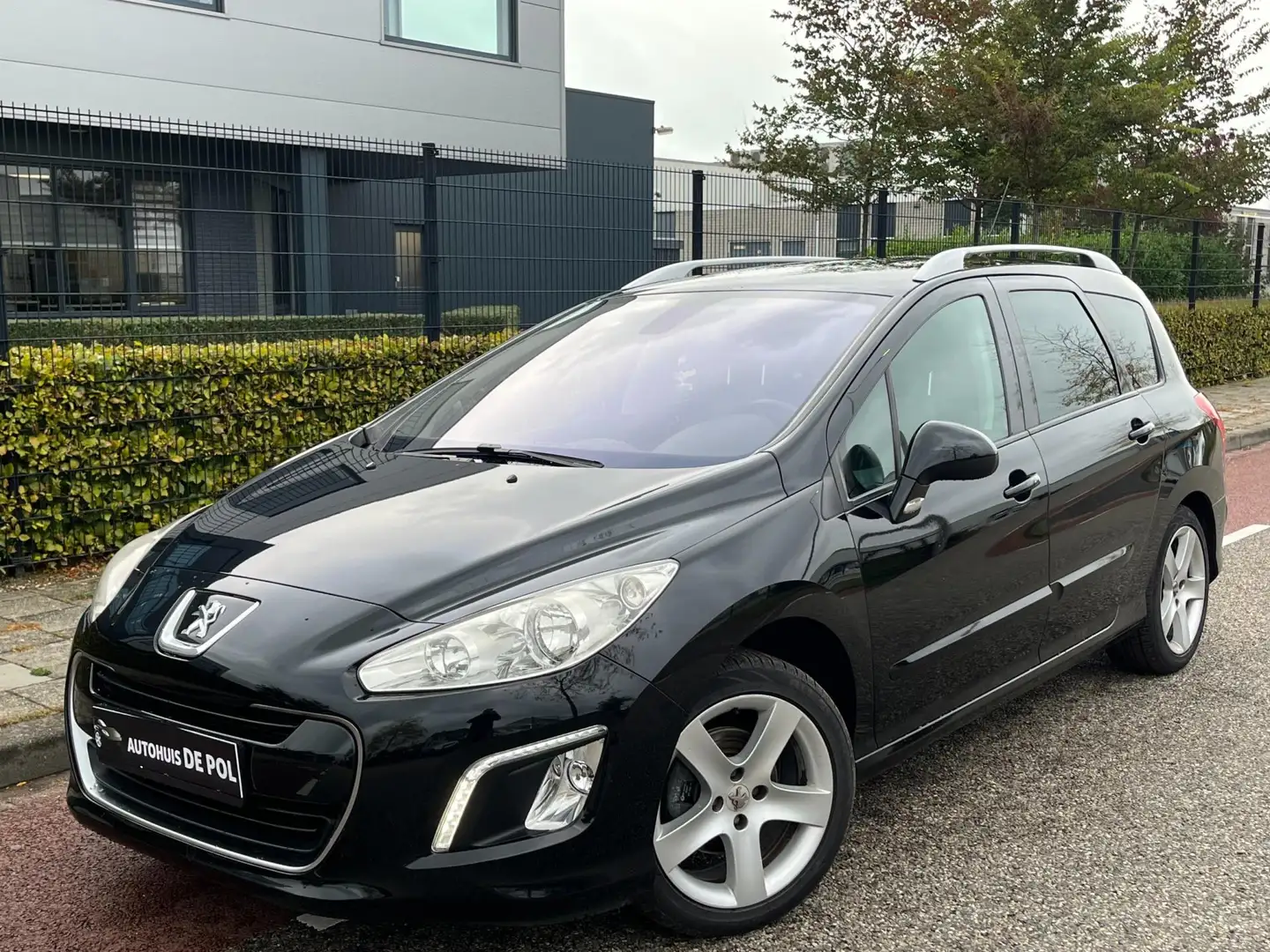 Peugeot 308 SW 1.6 VTi Sportium Panoramadak Trekhaak Cruise-co Noir - 1