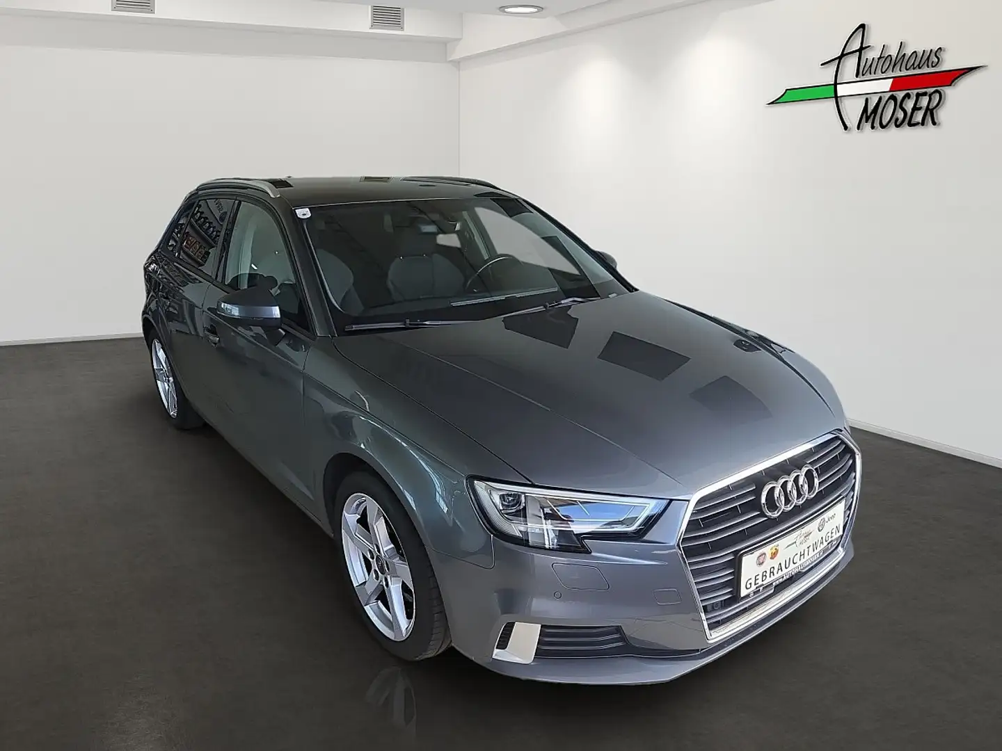 Audi A3 1,0 TFSI S-tronic - PRIVATVERKAUF Grau - 2