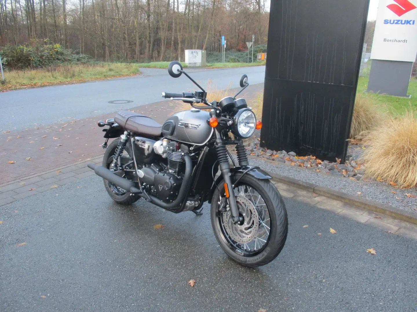 Triumph Bonneville T120 Black MY25 Szürke - 2