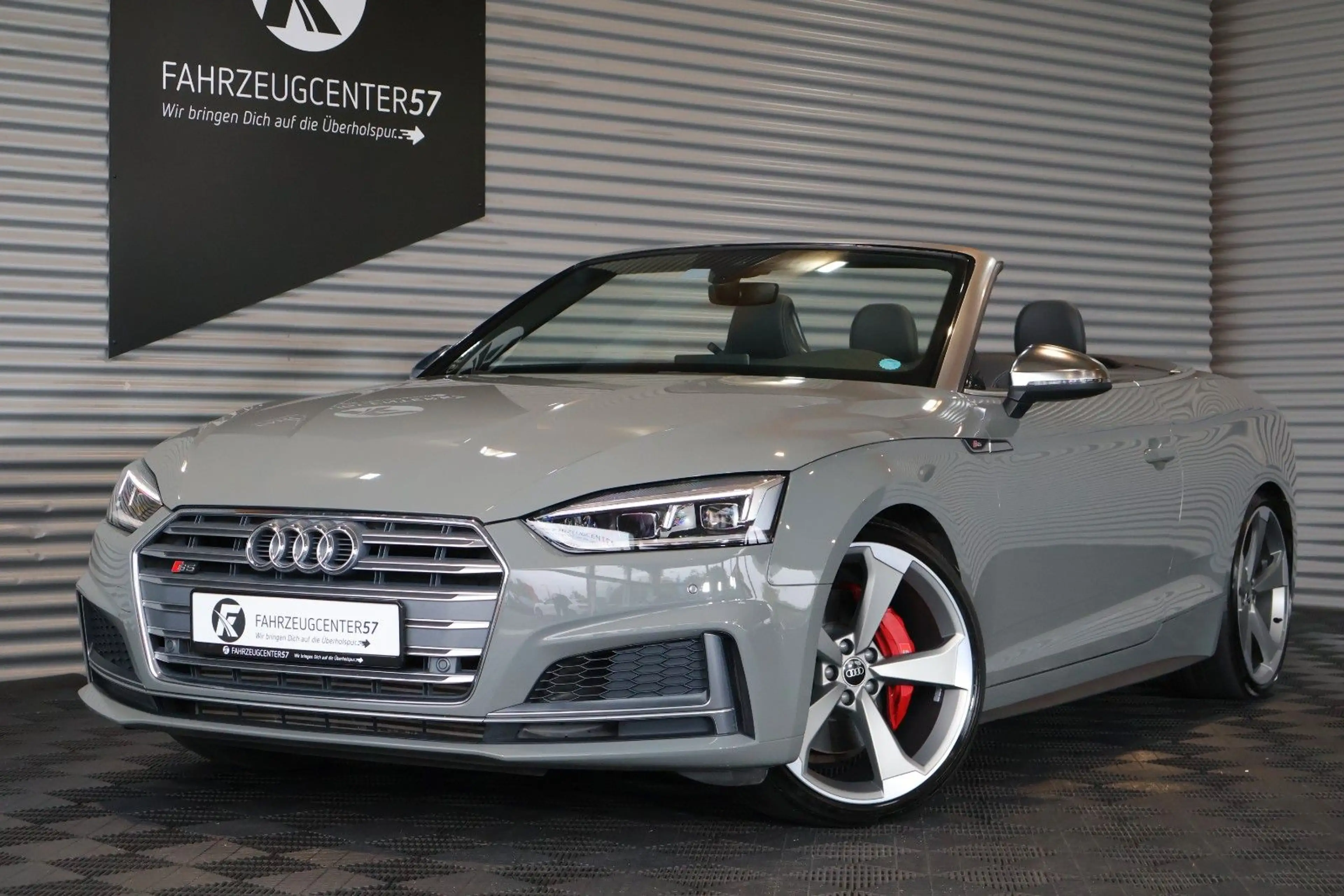 Audi S5 TFSI QUATTRO CABRIO/KAMERA/B&O/MASSAGE/CARBON