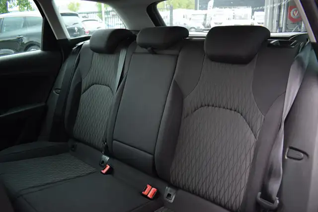 Seat Leon view 6