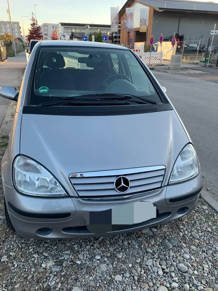 Mercedes-Benz A 160