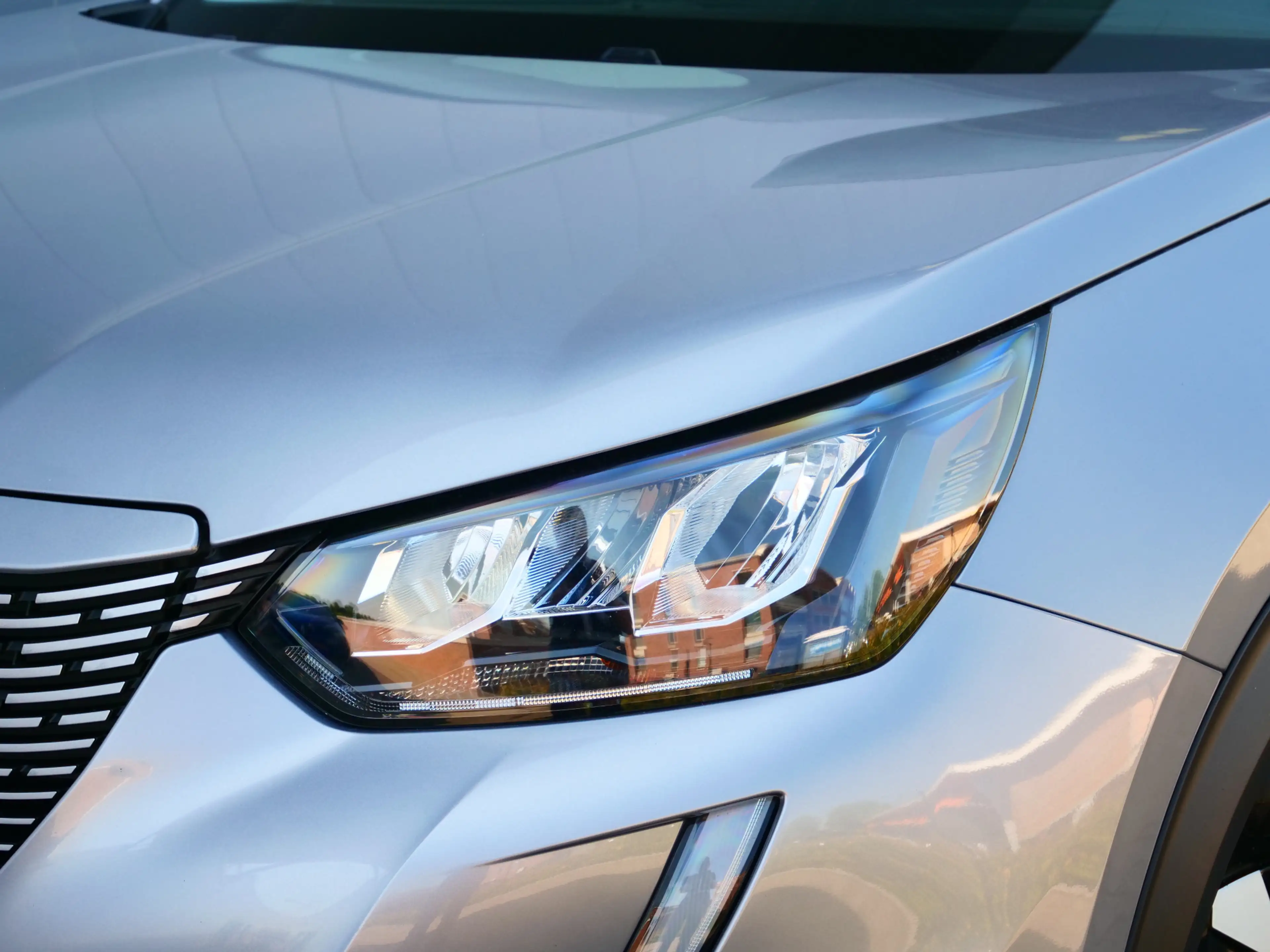 Peugeot e-2008 EV Allure Pack 50 kWh 136 Pk Automaat Navi / DAB / — photo 28