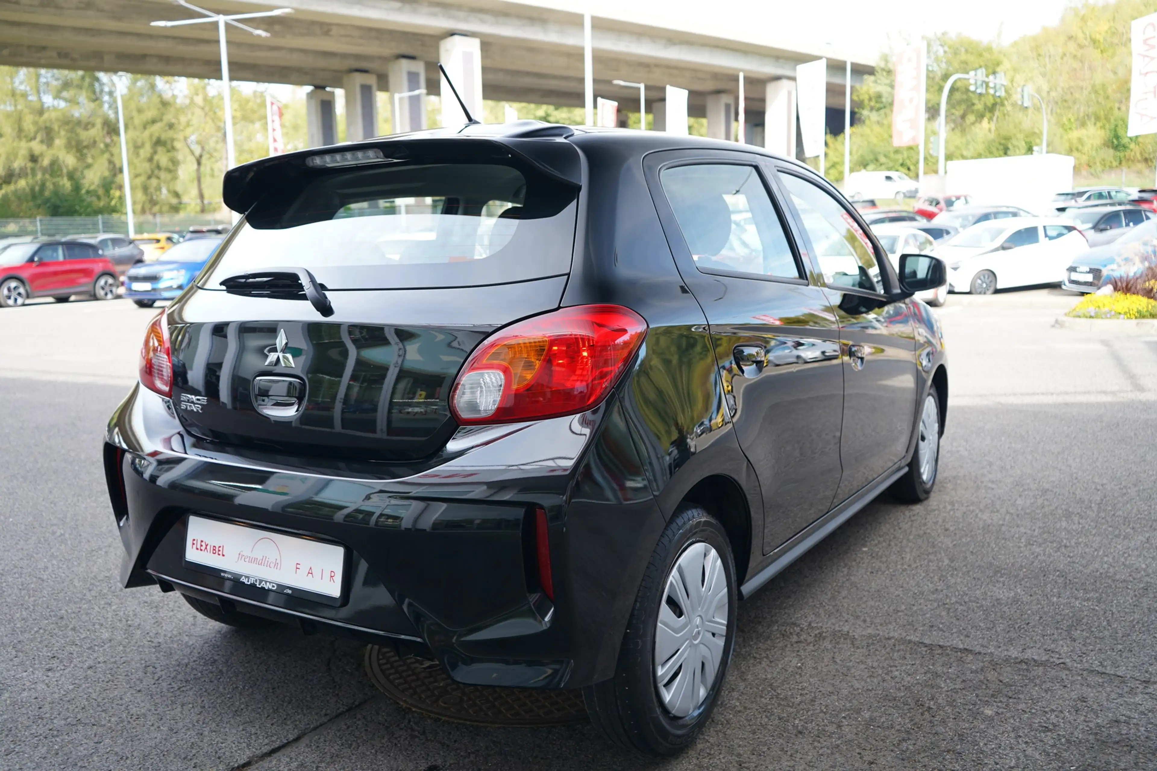 Mitsubishi Space Star 1.2 Tagfahrlicht AUX — photo 8