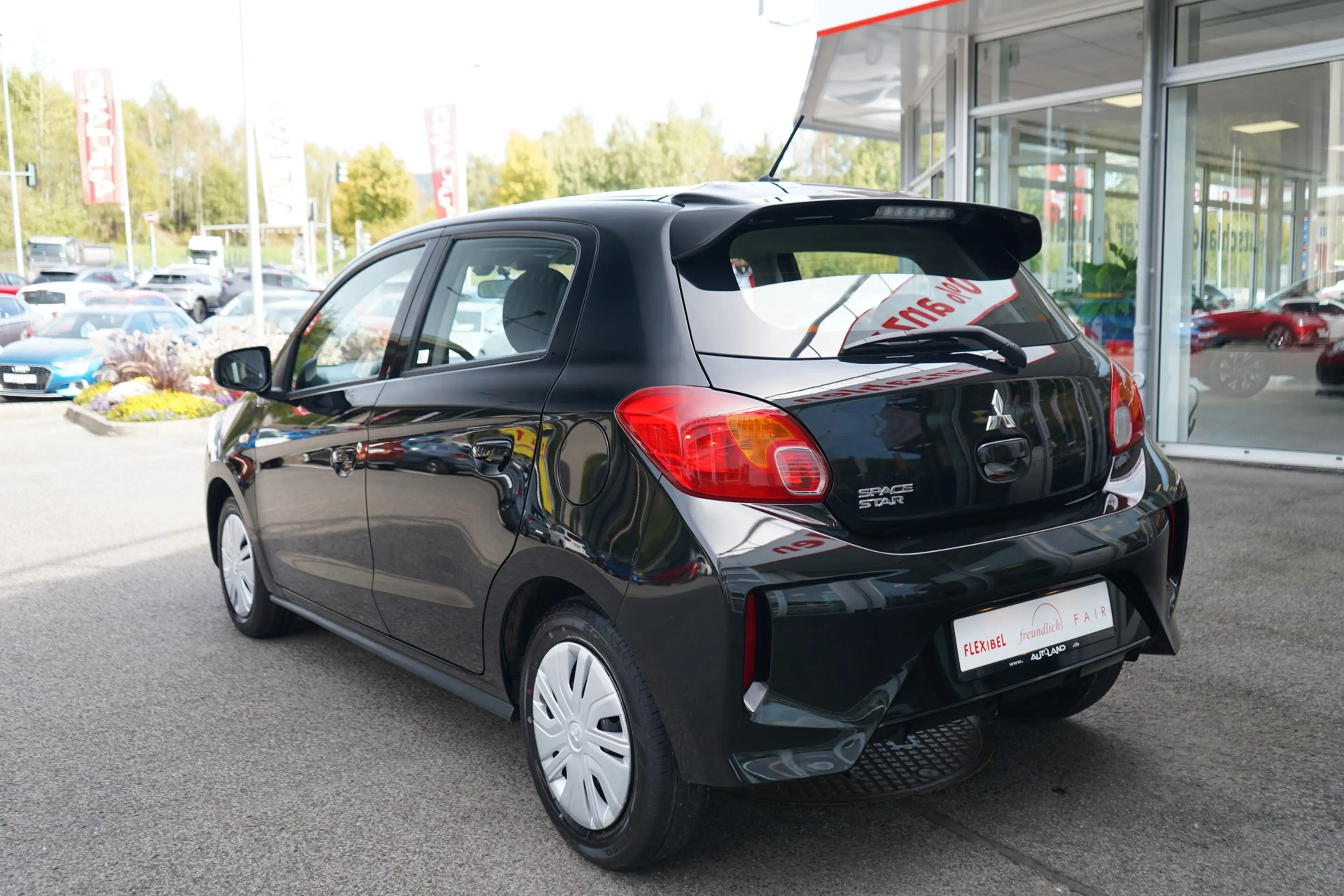 Mitsubishi Space Star 1.2 Tagfahrlicht AUX — photo 6