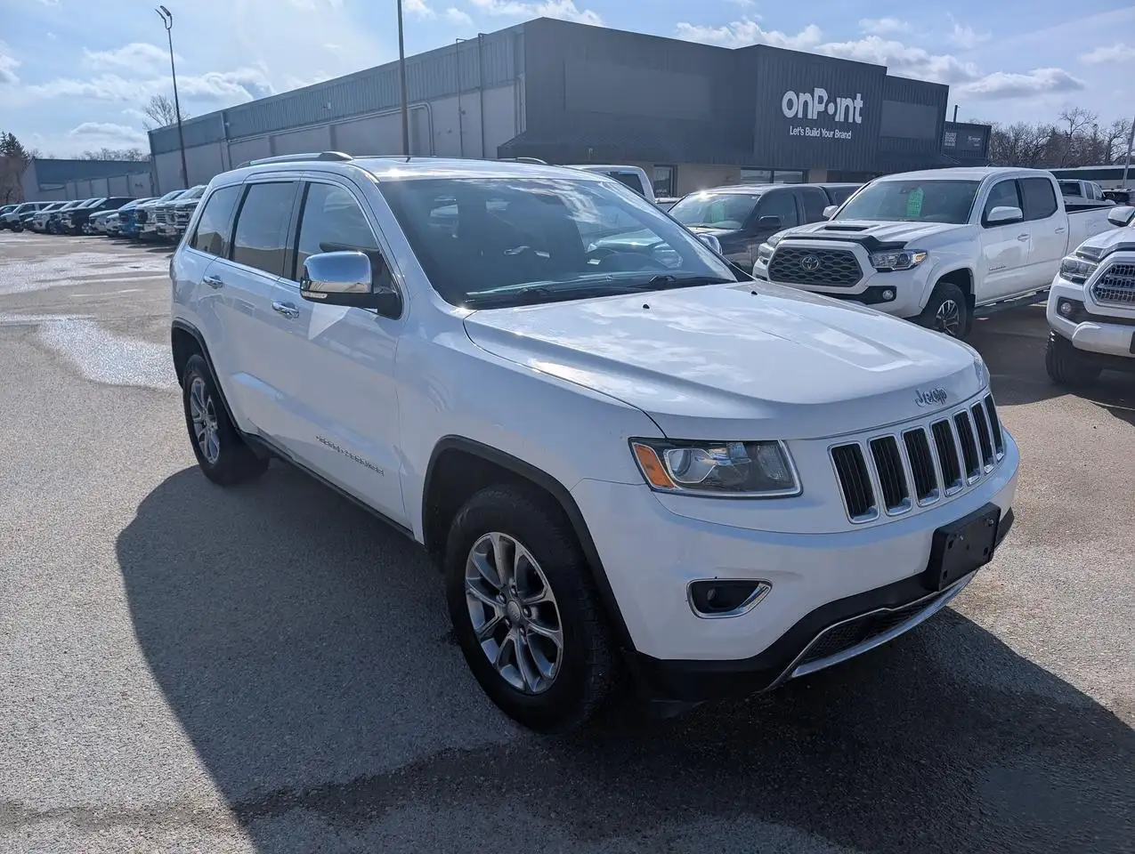 Jeep Grand Cherokee снимка Jeep Grand Cherokee
