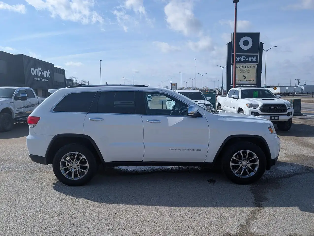 Jeep Grand Cherokee снимка Jeep Grand Cherokee