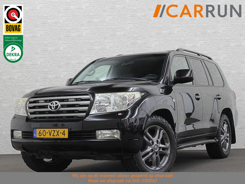 Toyota Land Cruiser V8 4.5 D-4D Executive | Standard Roof Blind | Van