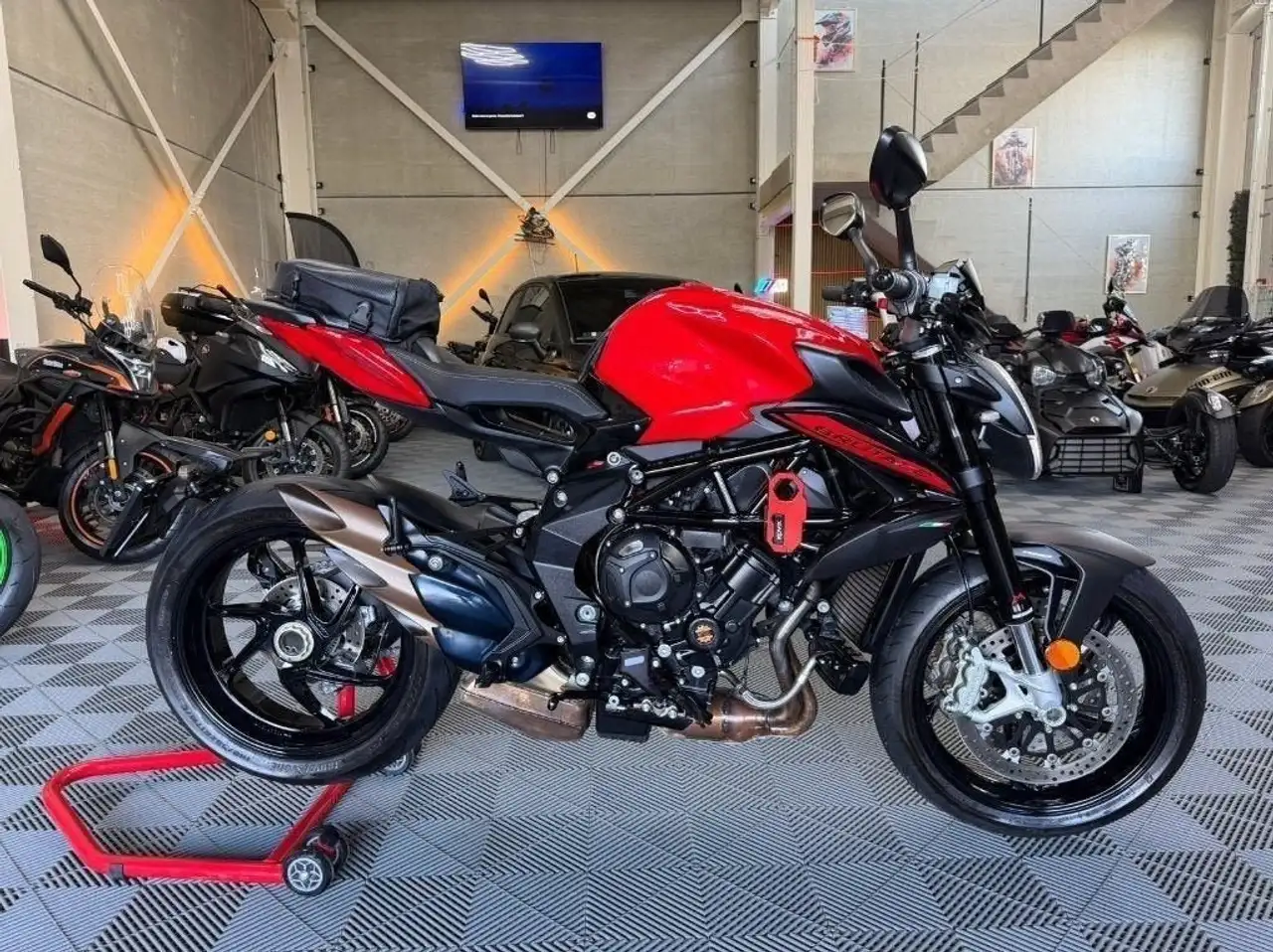 MV Agusta Brutale