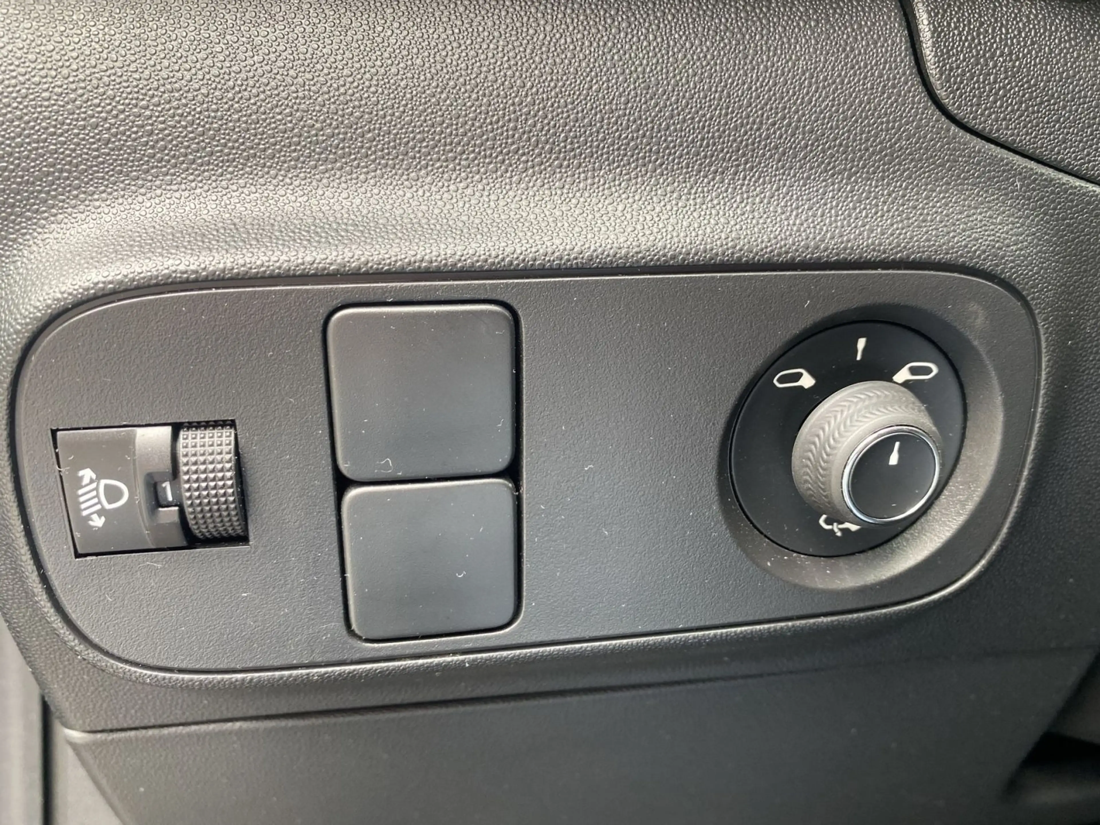 Citroen C3 1.2 PureTech 110 Shine Pack Stop&Start — photo 14