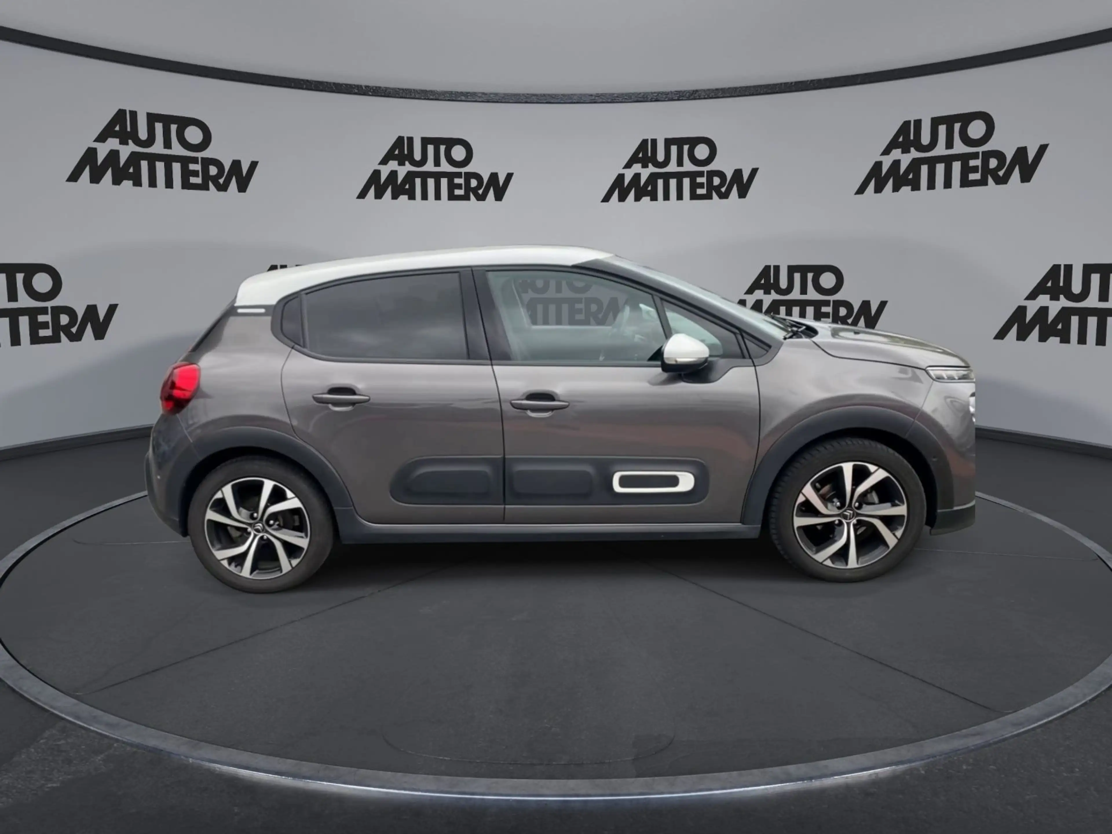 Citroen C3 1.2 PureTech 110 Shine Pack Stop&Start — photo 9