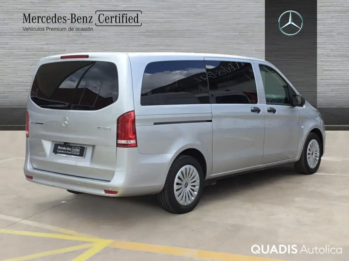 Mercedes-Benz Vito Tourer 116 CDI Pro Larga 9G-Tronic Plateado - 2