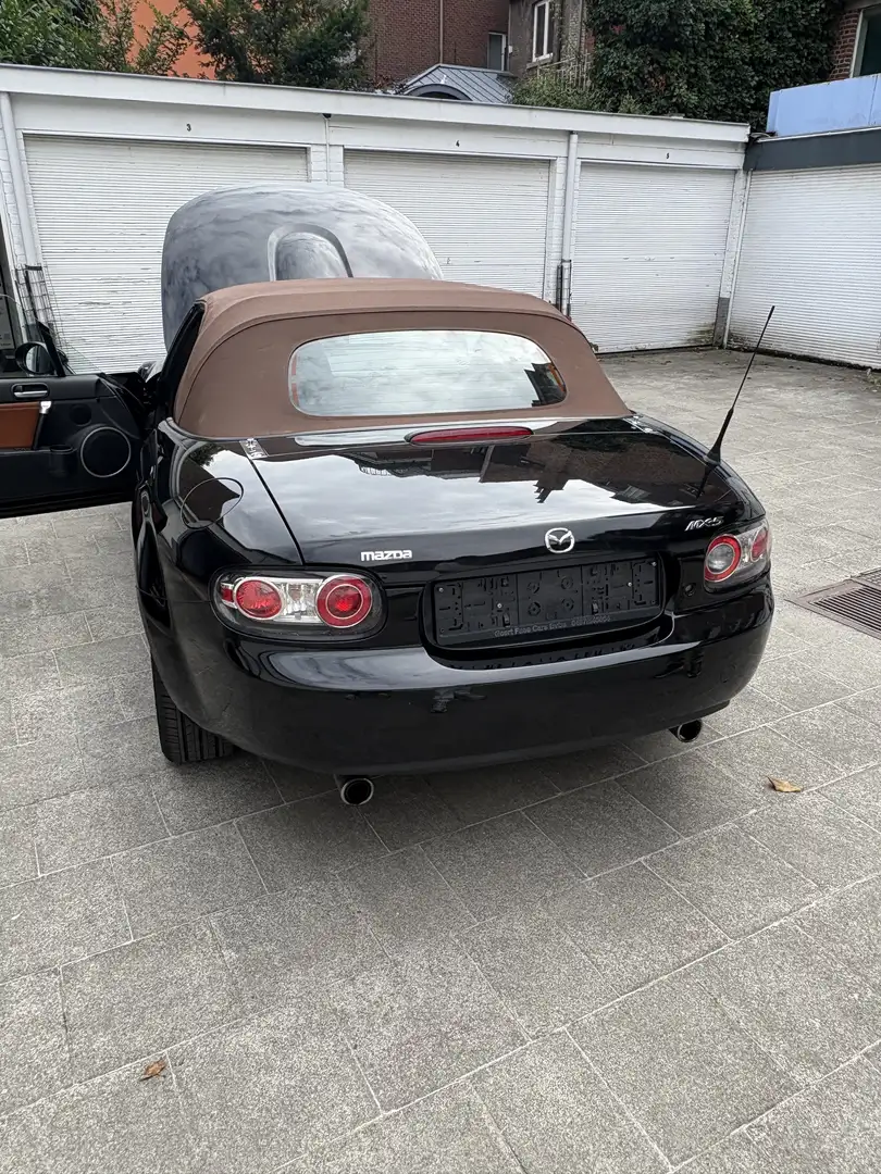 Mazda MX-5 Noir - 2