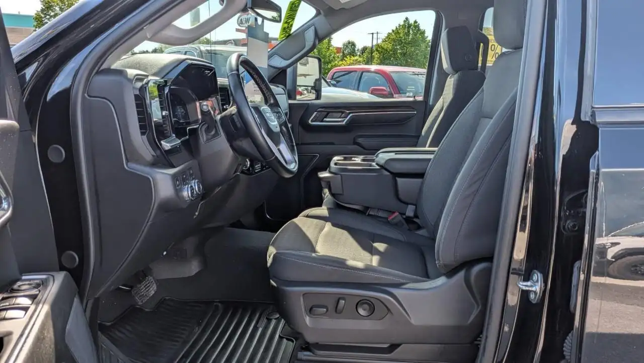 GMC Sierra 1500 снимка GMC Sierra 1500