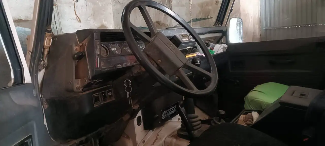 Land Rover Defender 110 TDI SW, foto 7