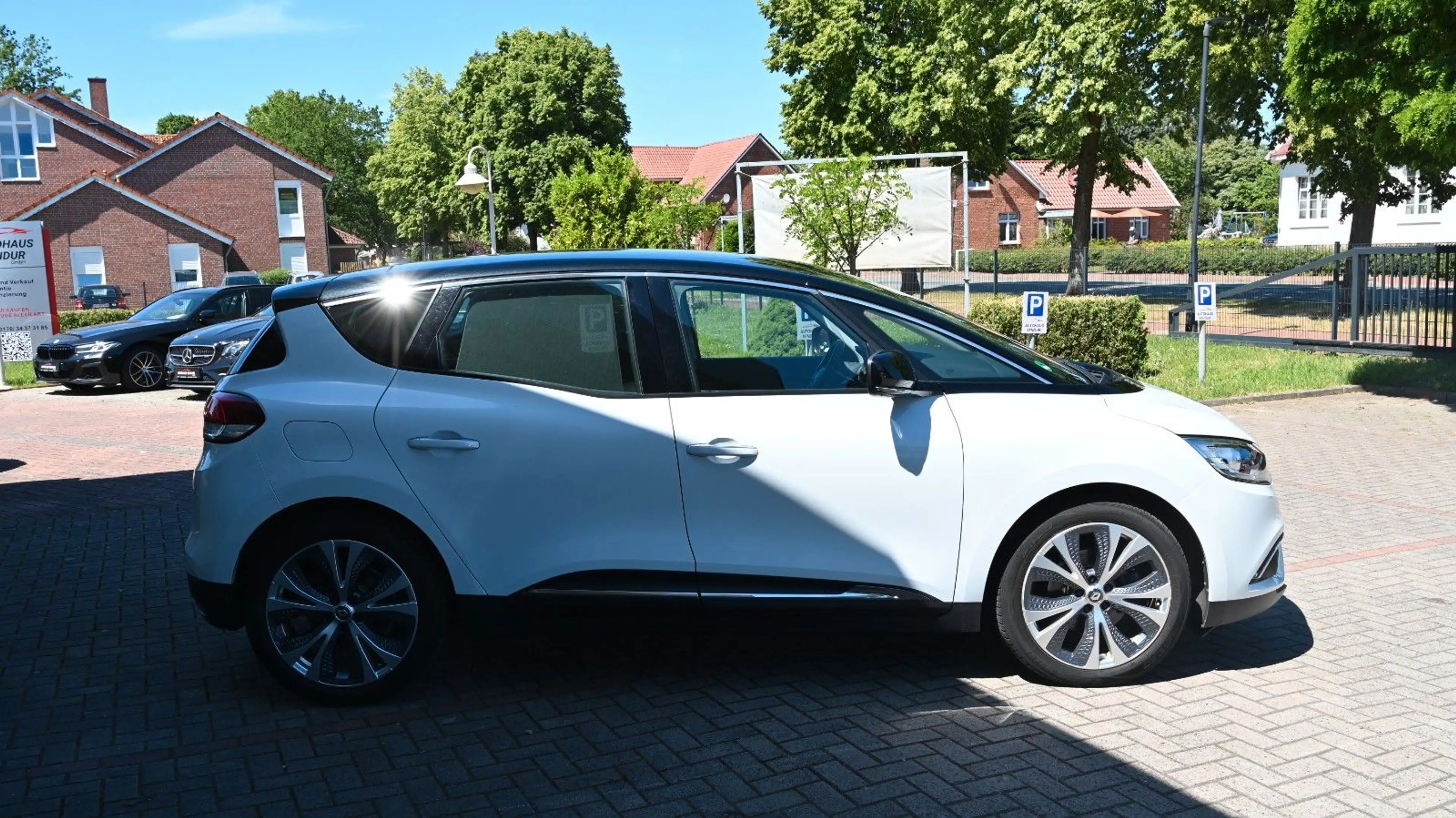 Renault Scenic IV Intens *TEMPO*NAVI*LEDER*TOP — photo 7