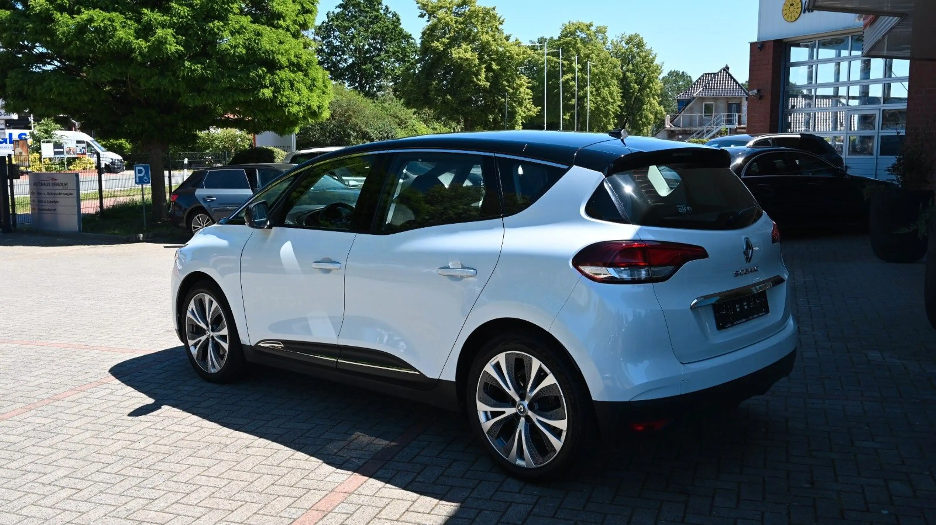Renault Scenic IV Intens *TEMPO*NAVI*LEDER*TOP — photo 4