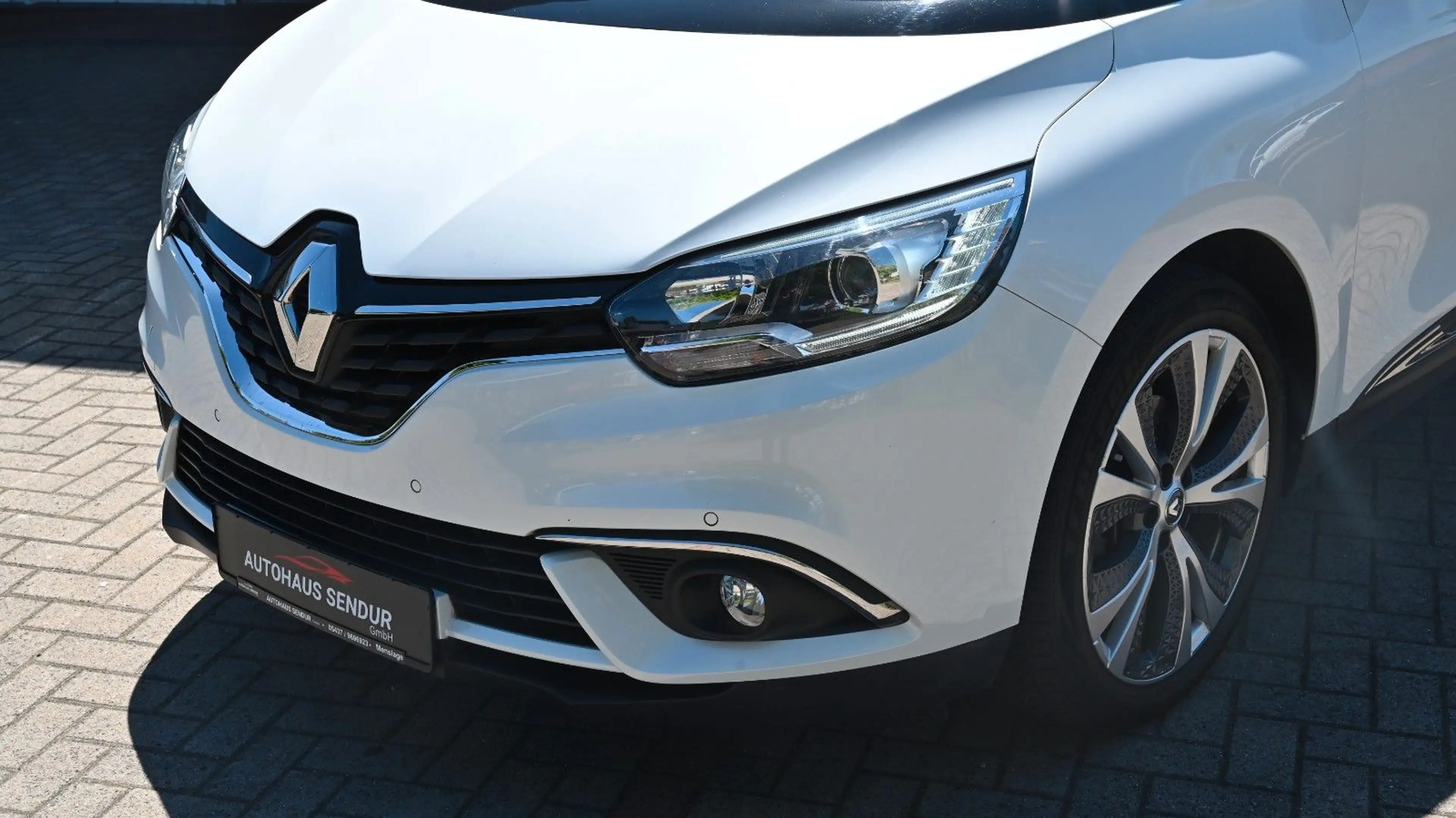 Renault Scenic IV Intens *TEMPO*NAVI*LEDER*TOP — photo 10