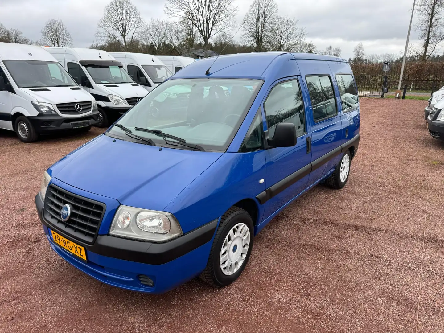 Fiat Scudo 2.0-16V Combinato 9 persoons personenbus Bleu - 1