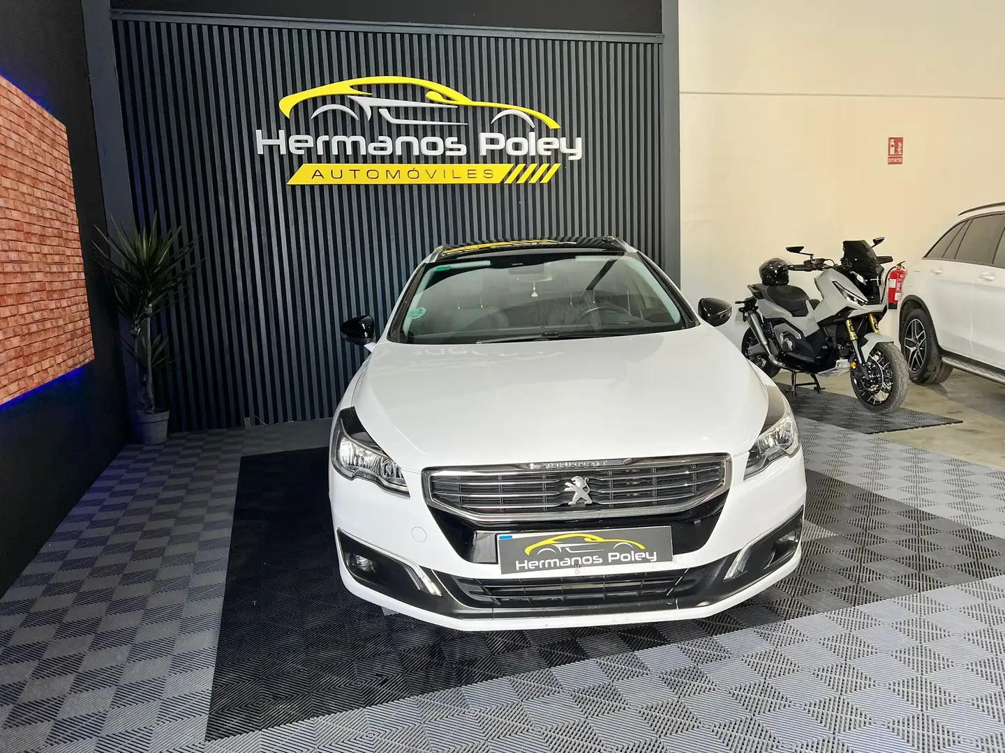 Peugeot 508 SW 2.0BlueHDI Allure 150 Blanco - 2
