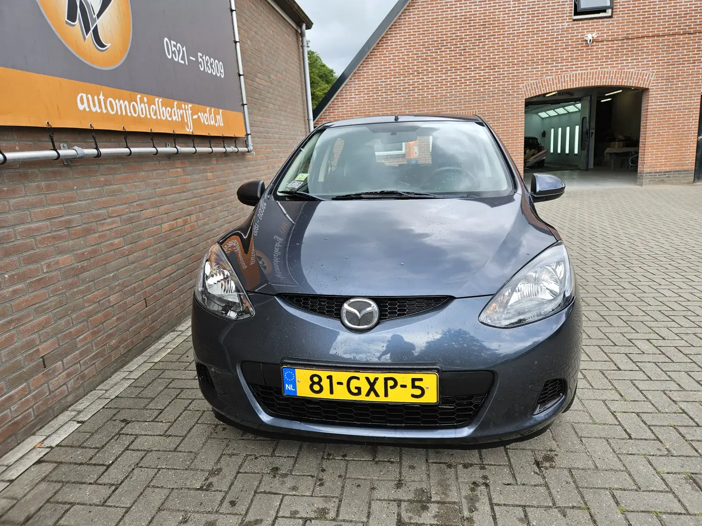 Mazda 2 1.3hp S-VT Touring Gris - 2
